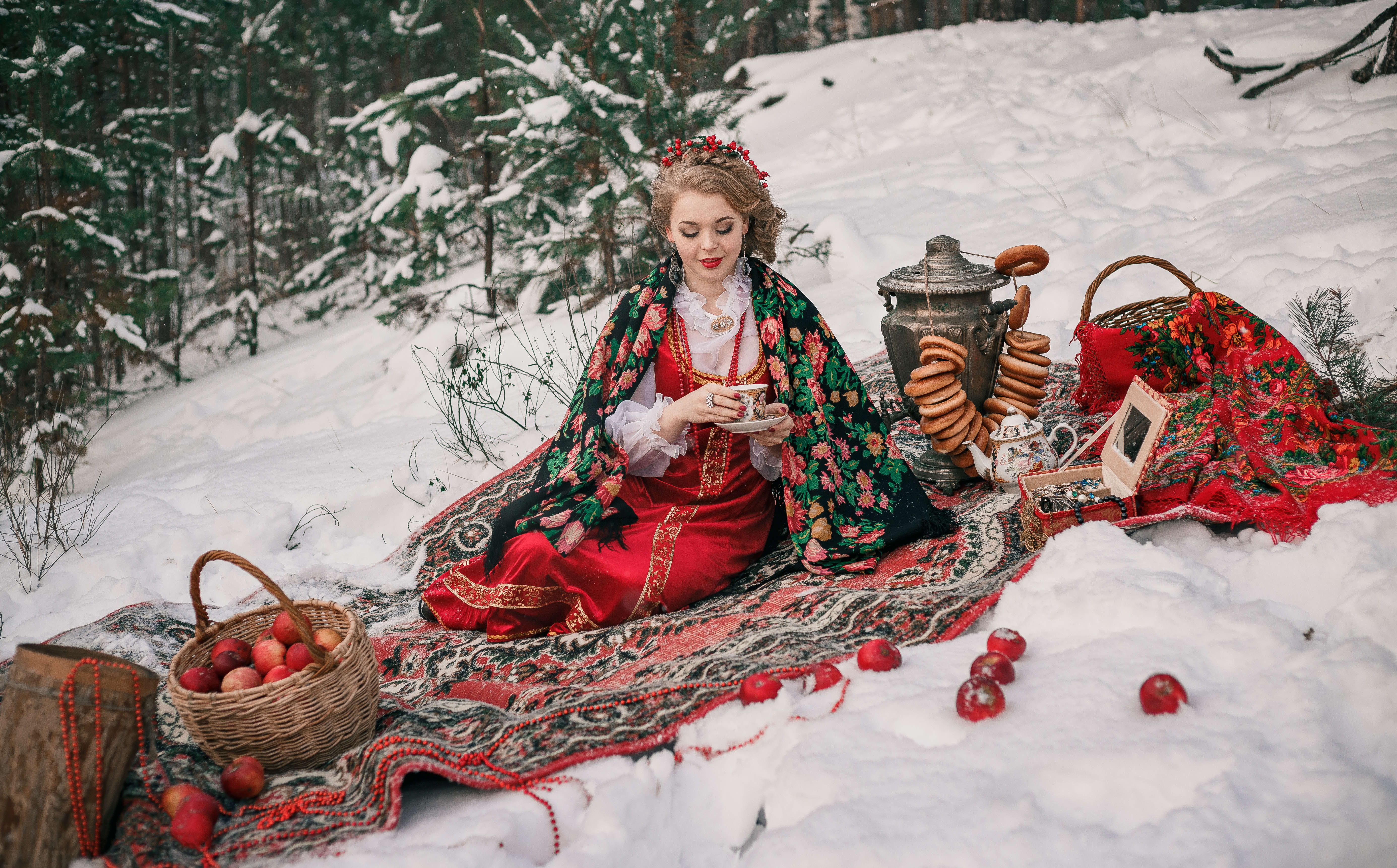 девушка, портрет, фотосессия, фотопроект, яблоки, снег, зима, чай, самовар, Владимир Васильев