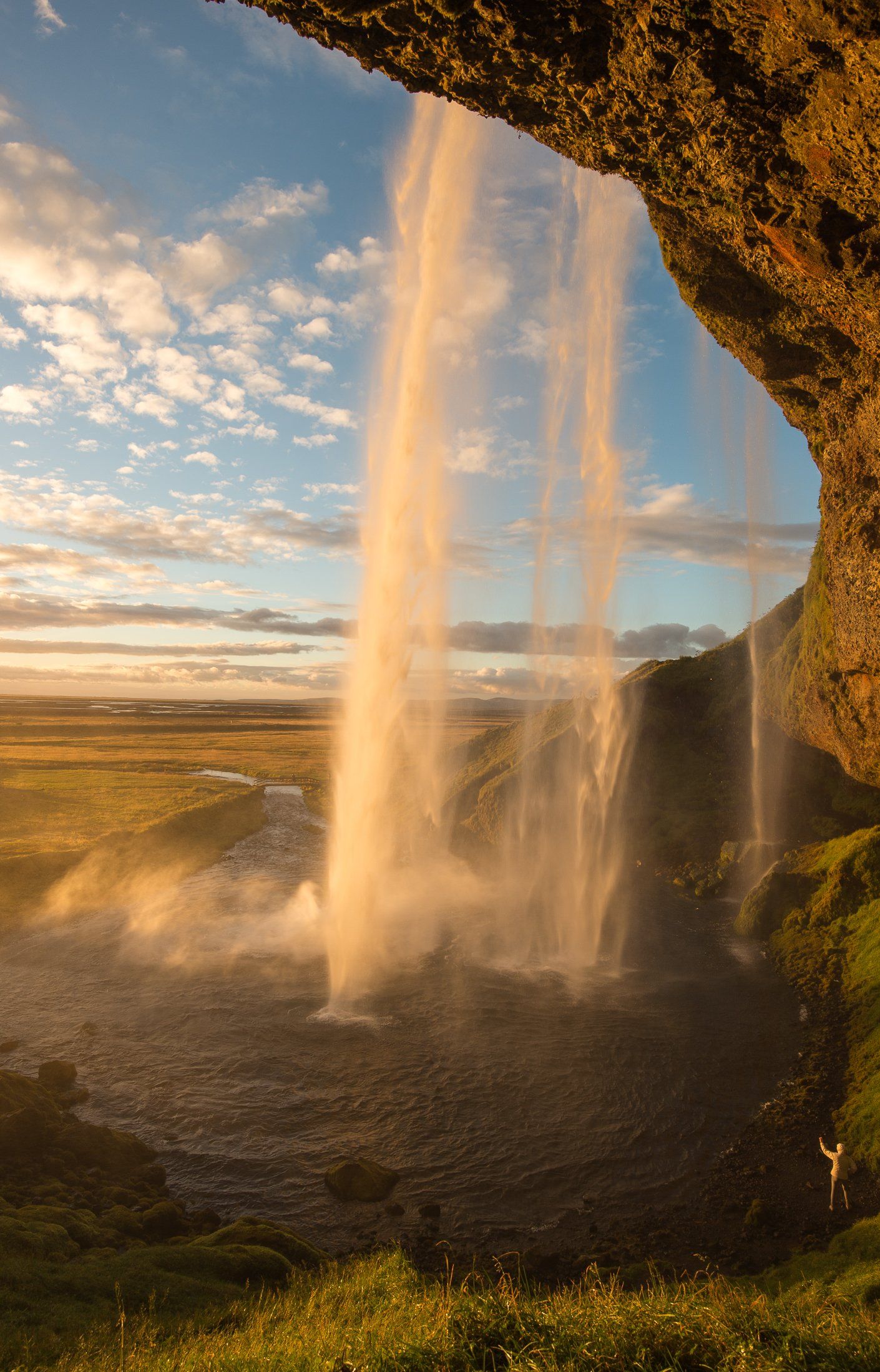 Водопады Исландии, Михаил Караханян