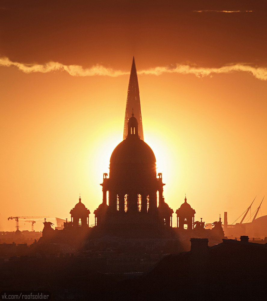 Город, пейзаж, закат, небоскреб, крыша, церковь, Санкт-Петербург, Голубев Алексей