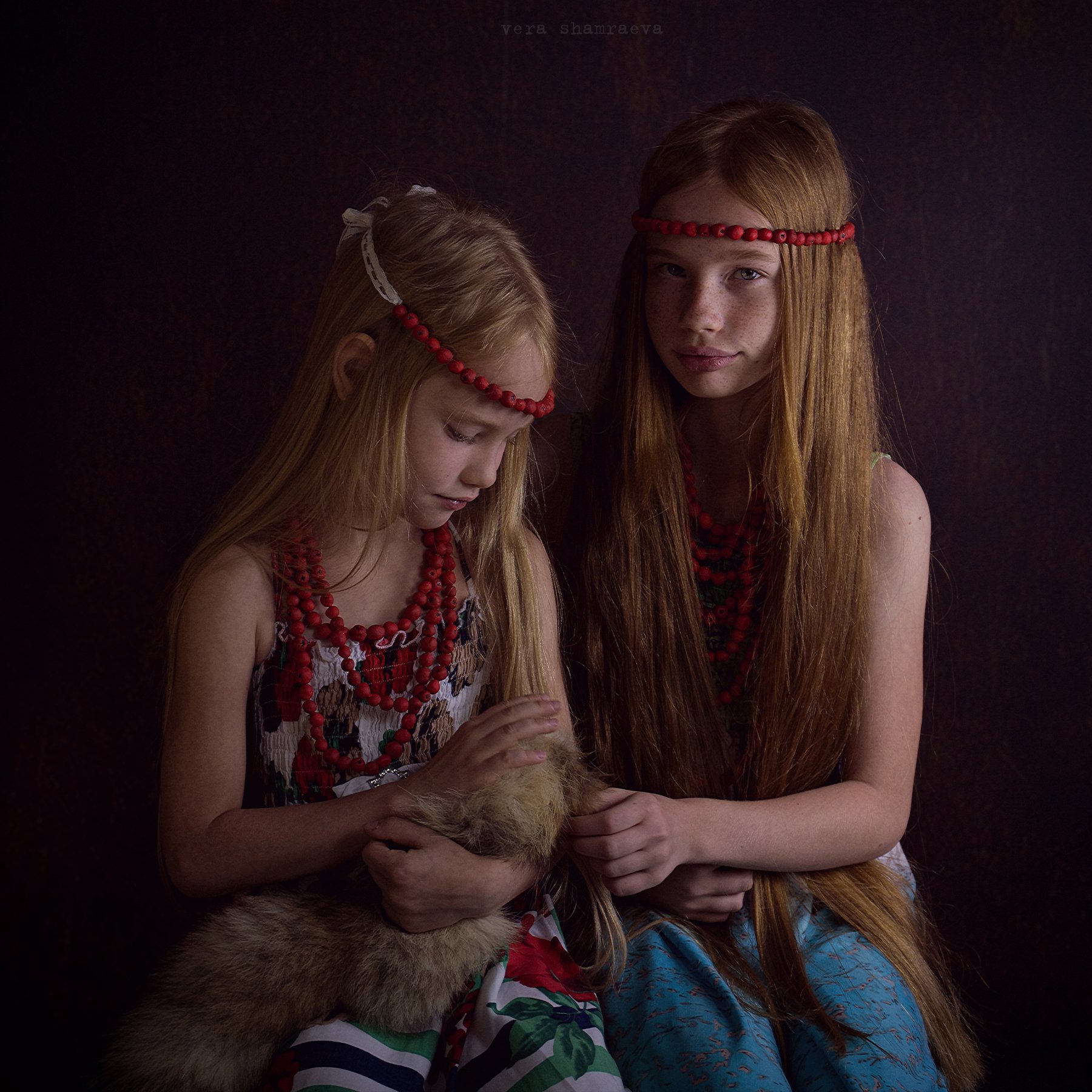 детский портрет девочки с рябиной вера шамраева студийная съемка, Вера Шамраева