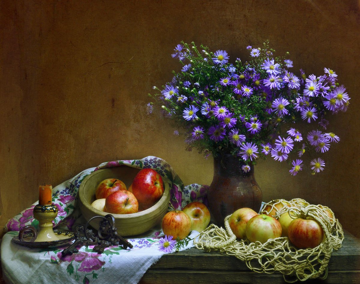 still life, натюрморт,яблоки, цветы, фрукты, фото натюрморт, световая кисть, осень, октябрь, астры, Колова Валентина