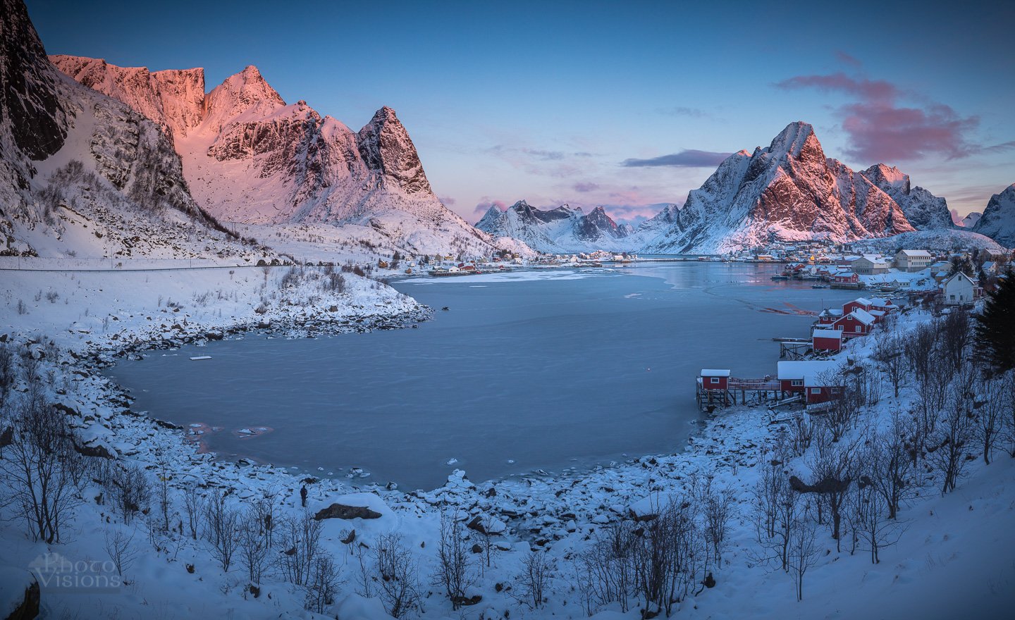 reine,winter,lofoten,norway,norwegian,frozen,freezing,morning,sunrise,mountains,, Adrian Szatewicz