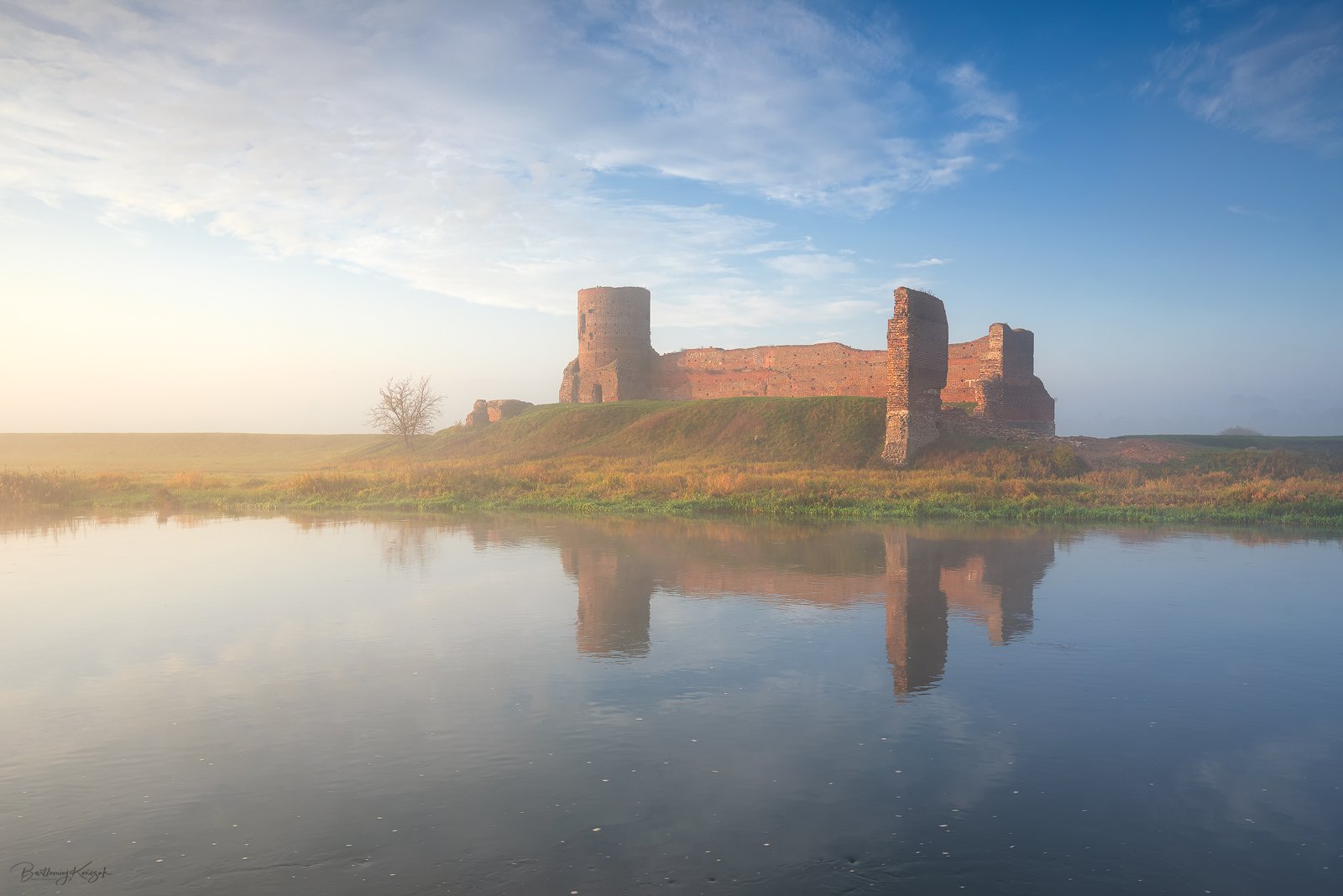 castle, ruins, koło, morning, warta, morning, autumn, fog, river, nature, Bartłomiej Kończak