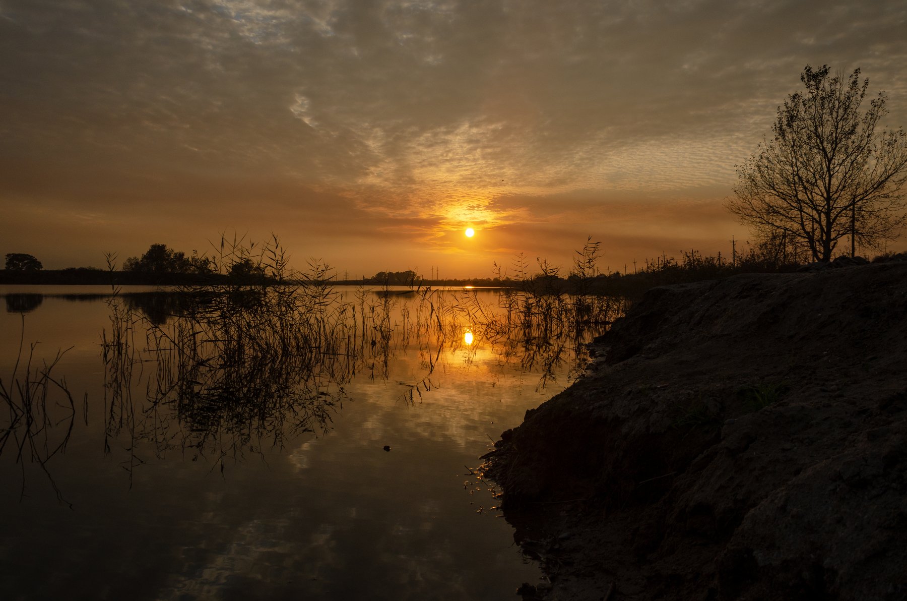 закат озеро, Алексей Рыльский
