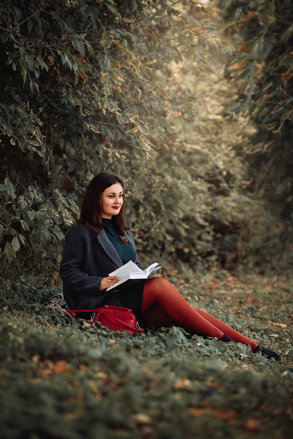 книга, девушка, осень, парк, свет, листья, Ангелина Косова