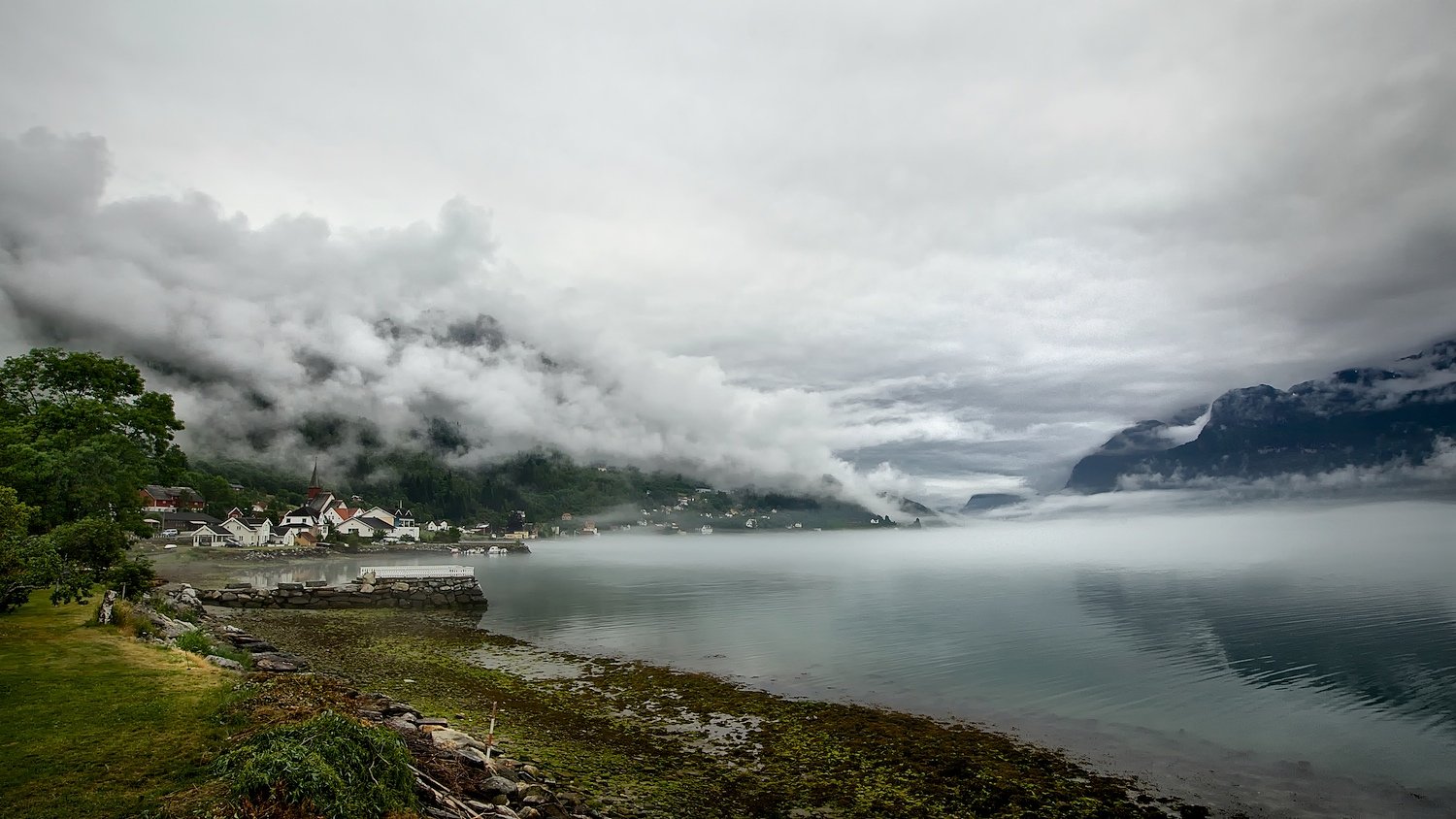 норвегия,июль,фьёрд,горы,село,облака,туман., СПИРИДОНОВ НИКОЛАЙ