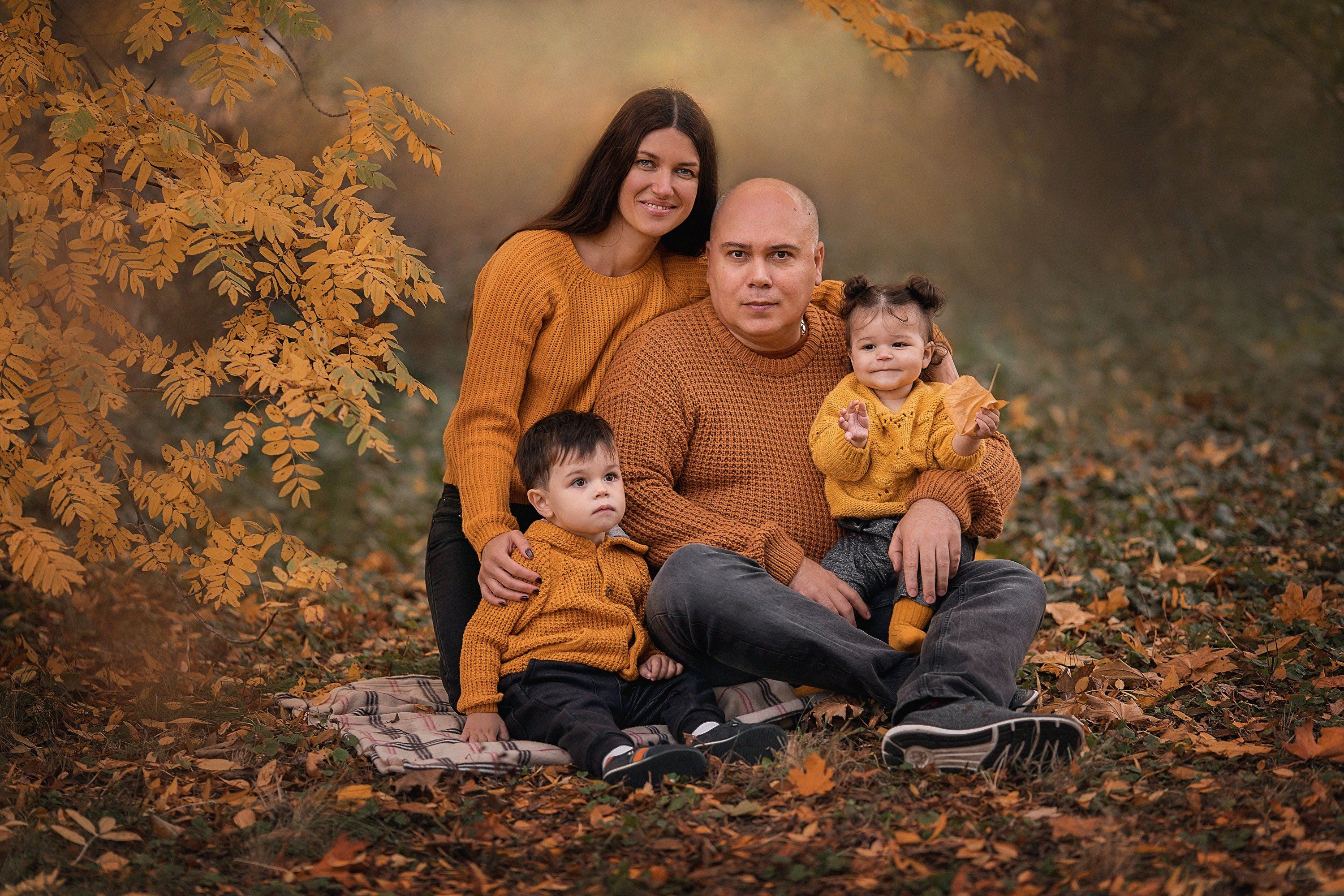семейная фотосессия, семейный фотограф, семейный портрет, осень, осеннее фото, Александра Пименова