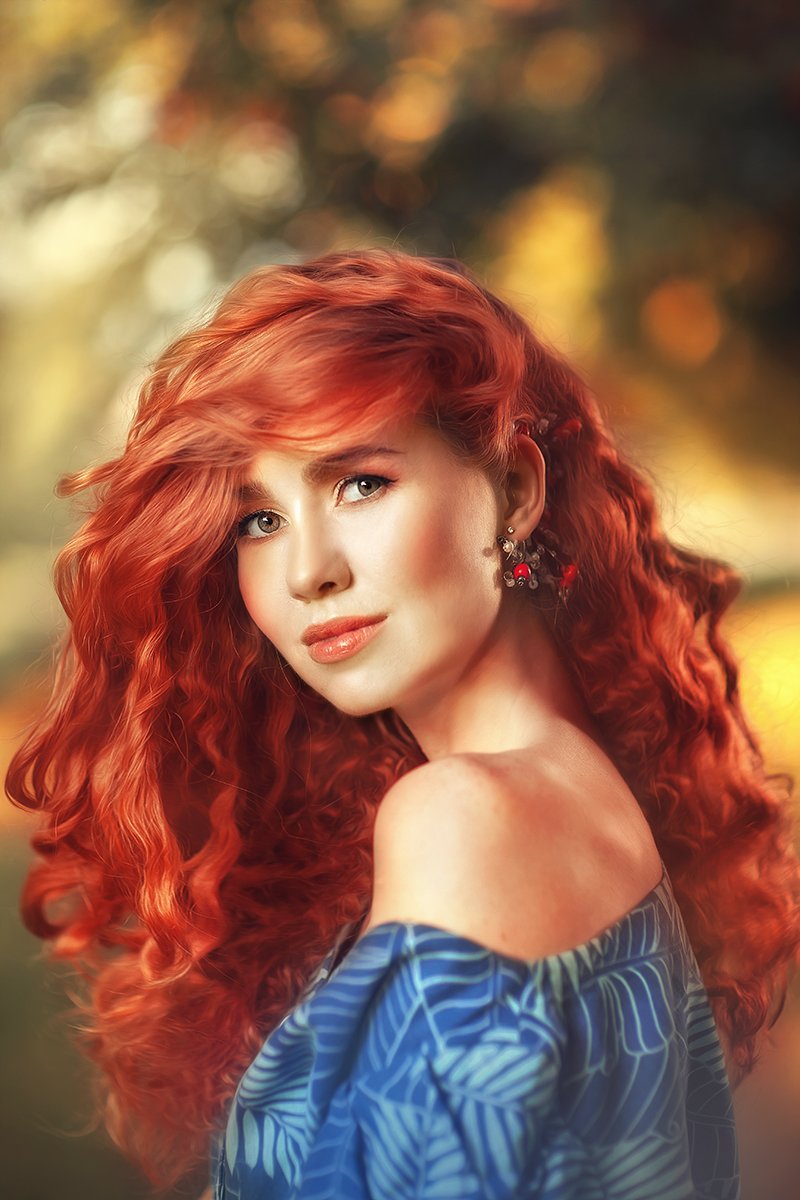 рыжа, рыжая девушка, красивая девушка, рыжие волосы, красные волосы, синее платье, осень, лес, рябины, осенний лес, Настя Саврицкая