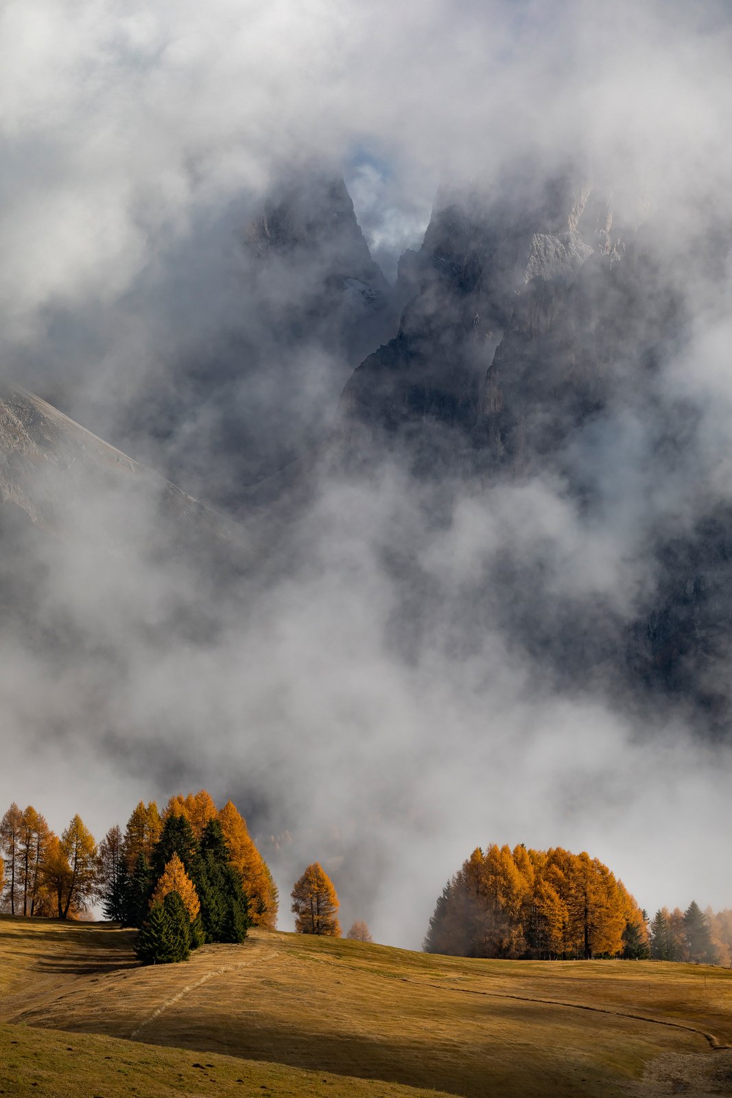 mountains, dolomites, italy, sunrise, landscape, nature, travel, autumn, peak, clouds , trees, Lazar Ioan Ovidiu