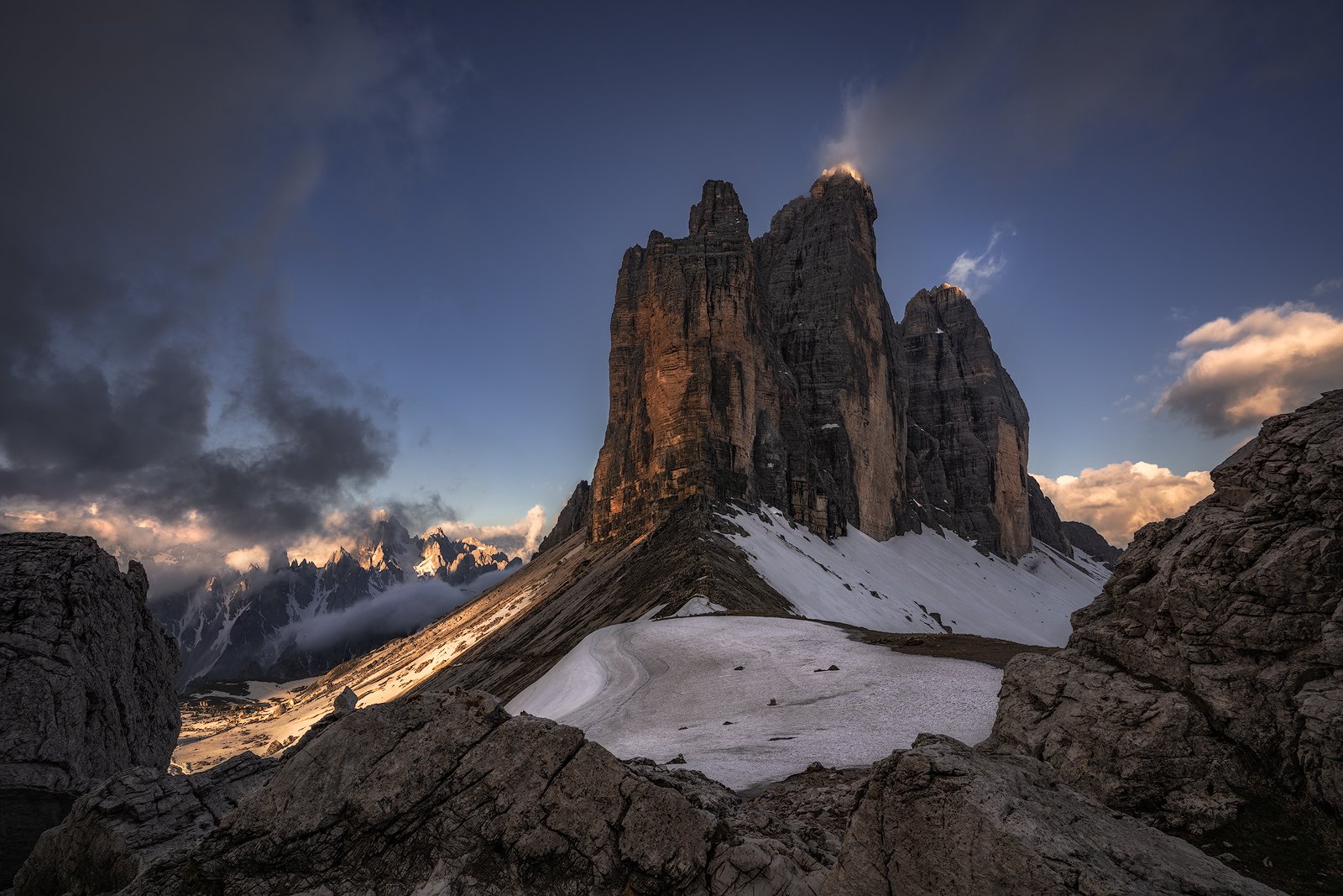 alps, Awakening, Beauty, Chalk Stone, Cliffs, Clouds, Dolomites, fog, foggy, hiking, Italy, Klimbing, mist, Misty, morning, Morning Glow, Mountain Range, Mountain Top, Mountaineers, mountains, nature, outdoors, Pinnacles, Rocks, scenic, Snow, snow-capped,, Ludwig Riml