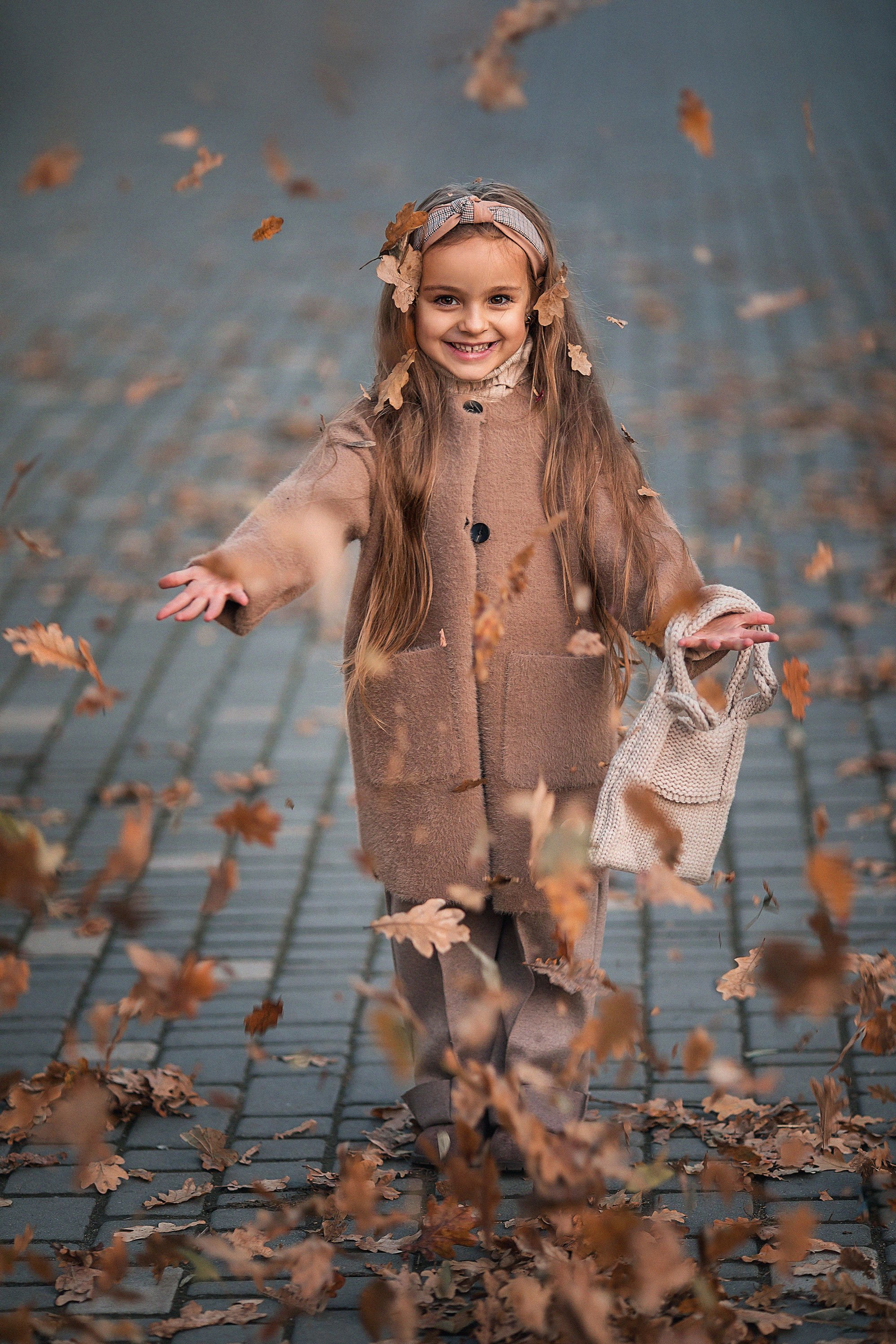 осень, детский портрет, детский фотограф, листья, листопад, ноябрь, Александра Пименова