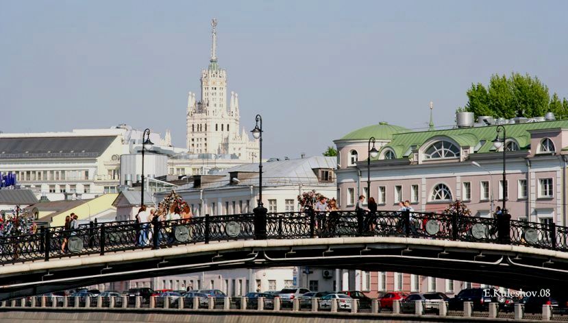 город,москва,улицы,утро,кулешов,мост, кадашевская, влюблённые, Кулешов Евгений