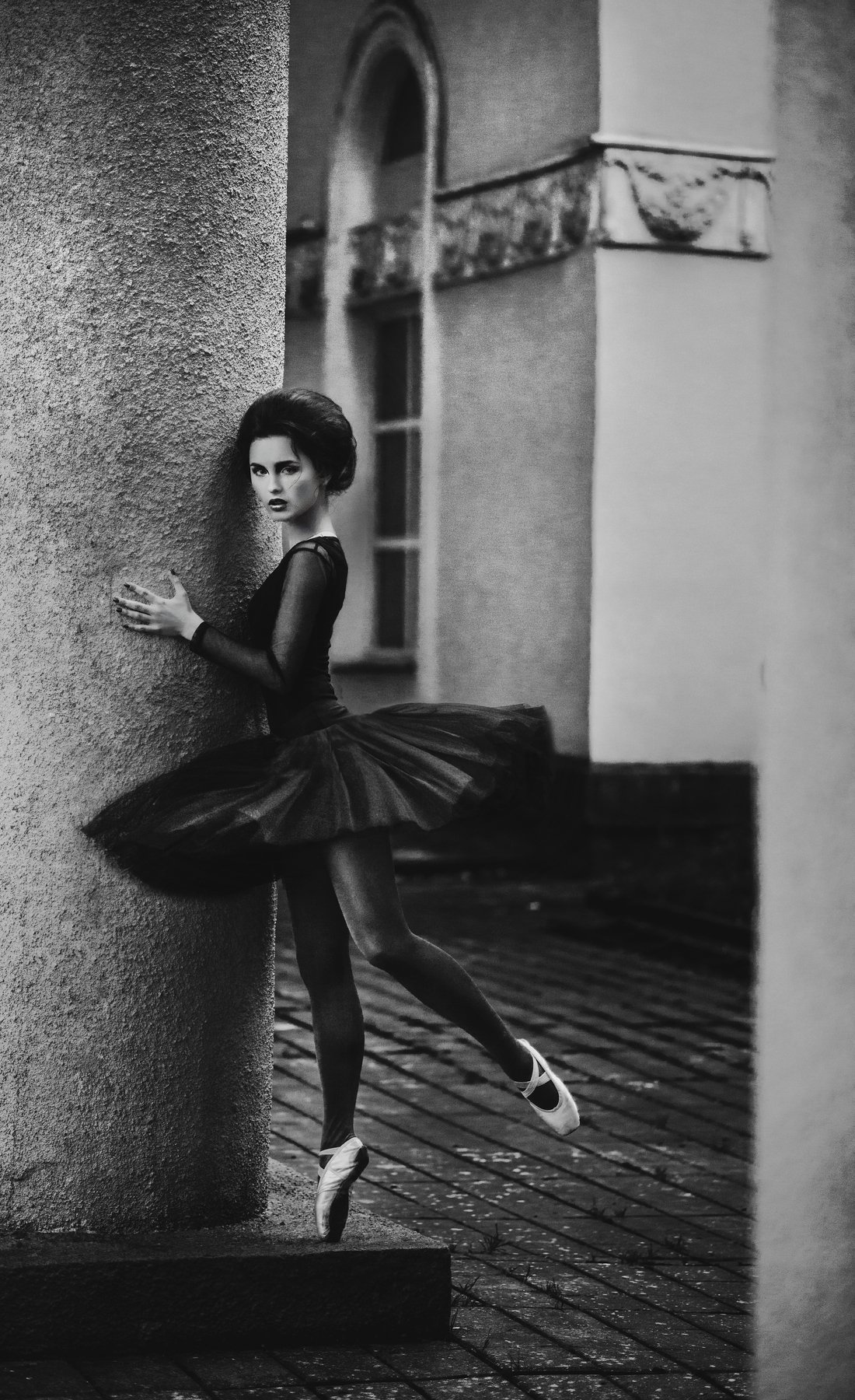 Балерина черное и белое, Юлия Денишева