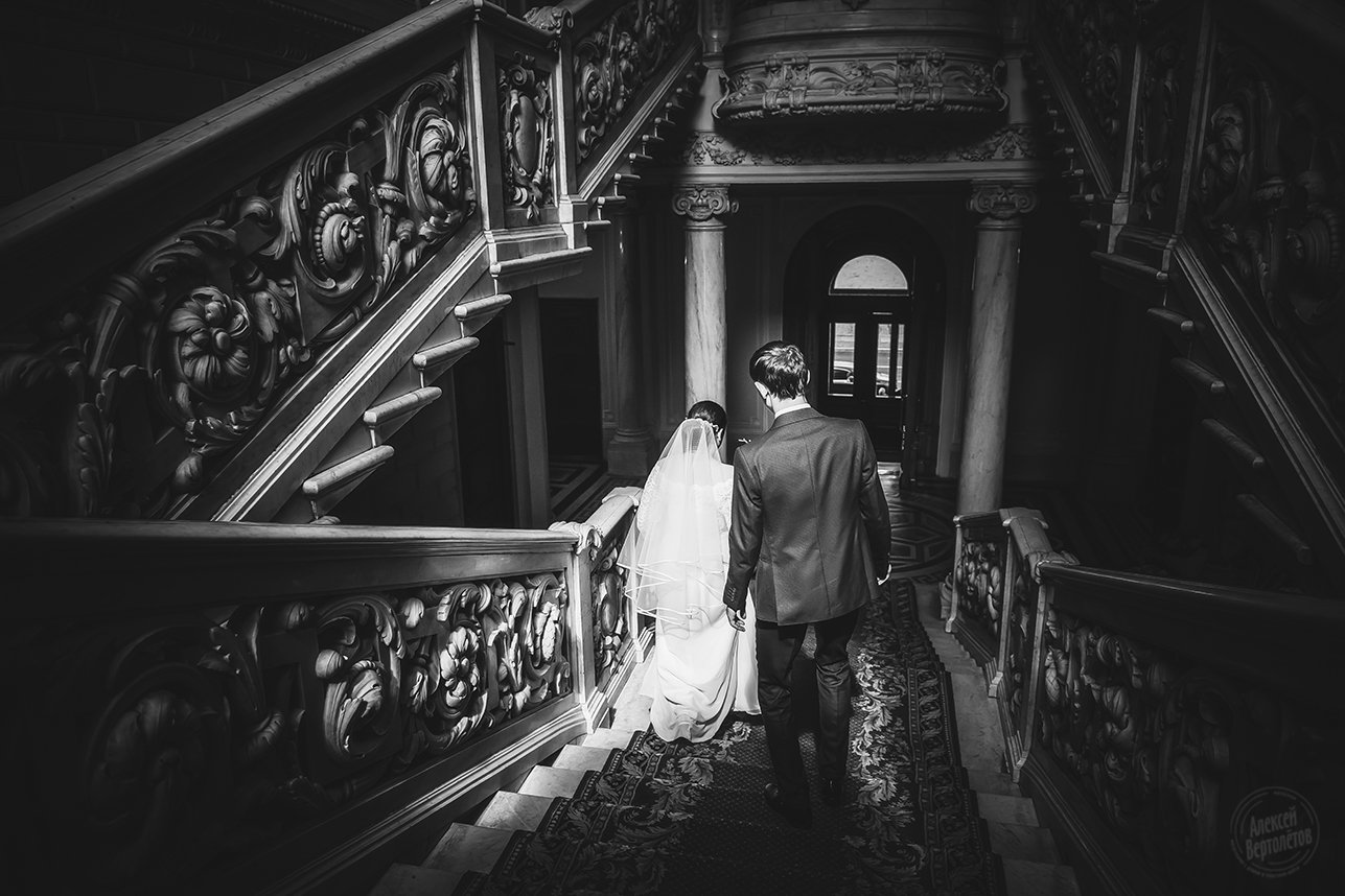 дворец, свадьба, жених, невеста, лестница, Алексей Вертолетов
