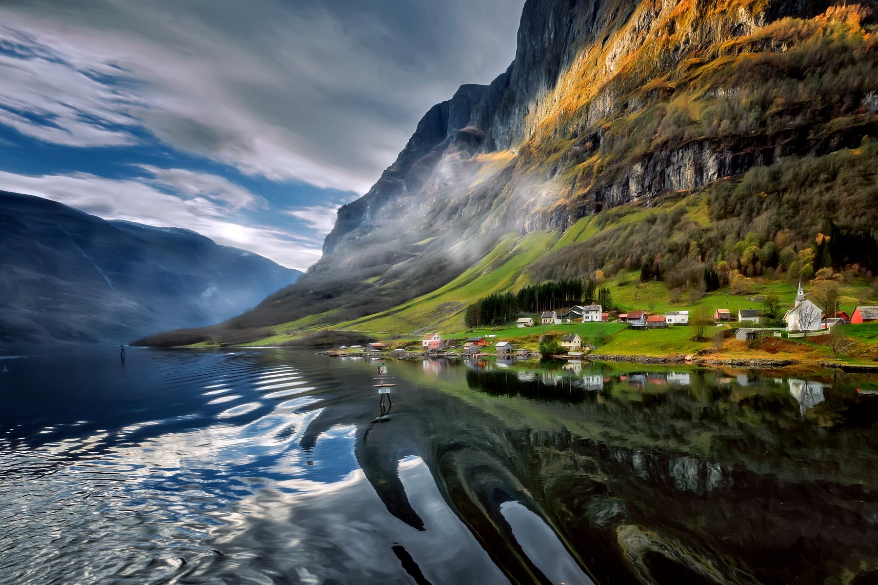 путешествия,пейзаж,природа,норвегия,залив,фьорд,горы,вода,берег,деревня, Тамара