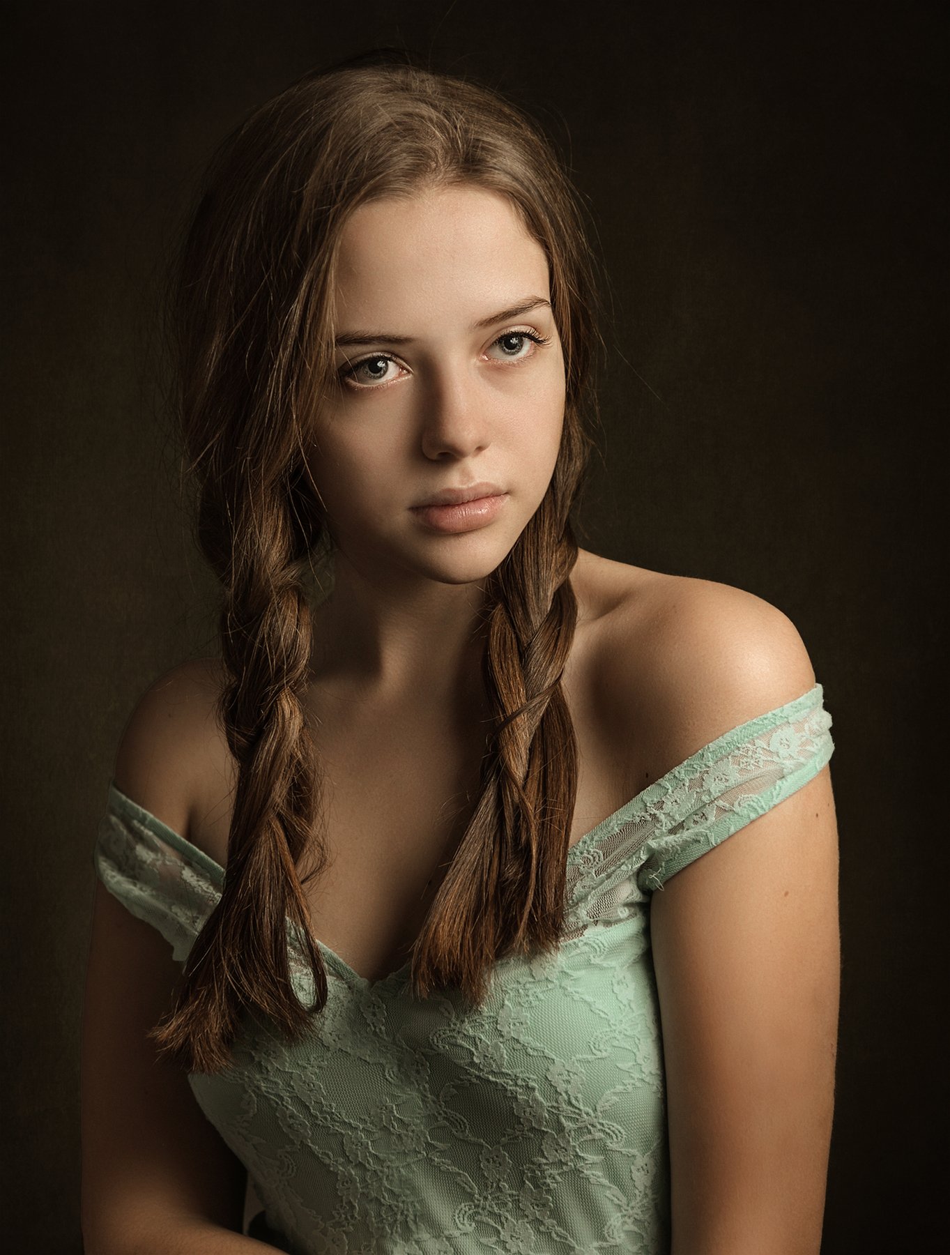 портрет , взгляд , цвет ,волосы , красивые губы ,нежность ,девочка, Natalia Kholodova