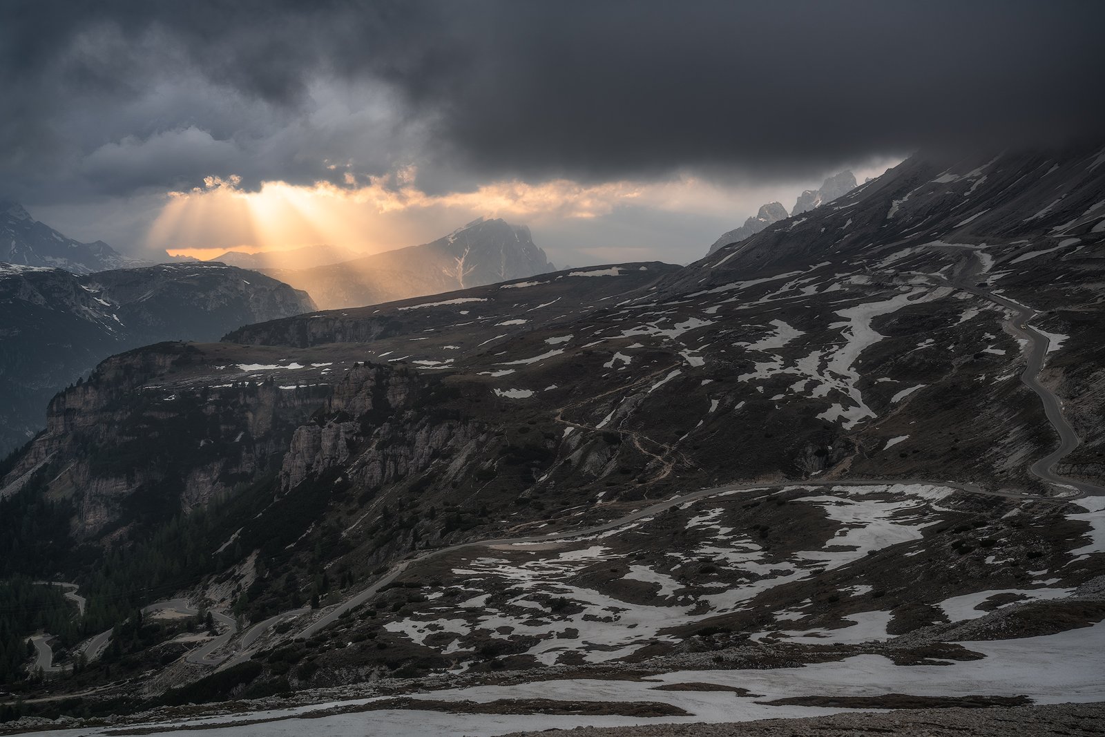 alps, Beauty, Chalk Stone, Cliffs, climbing, Clouds, Dolomites, fog, foggy, Glow, hiking, Italy, mist, Misty, Mountain Range, Mountain Top, Mountaineers, mountains, nature, outdoors, Paches, Paches of Snow, Pinnacles, Rifugio Auronzo, Road, Rocks, scenic,, Ludwig Riml