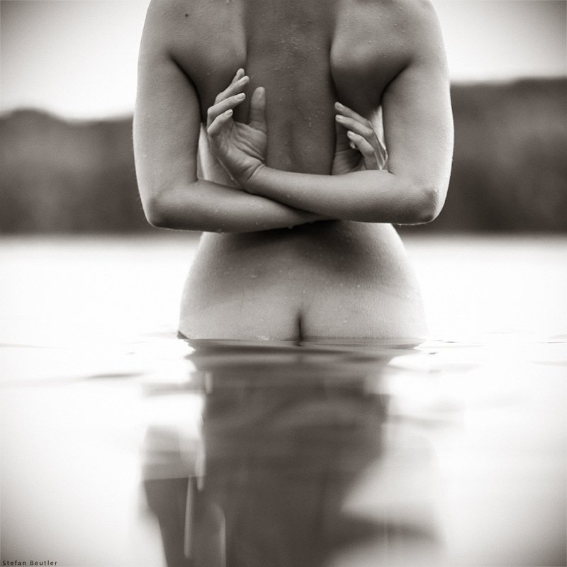 portrait, water, reflection, calm, emotion, woman, outdoor, erotic, nude, hands, Stefan Beutler