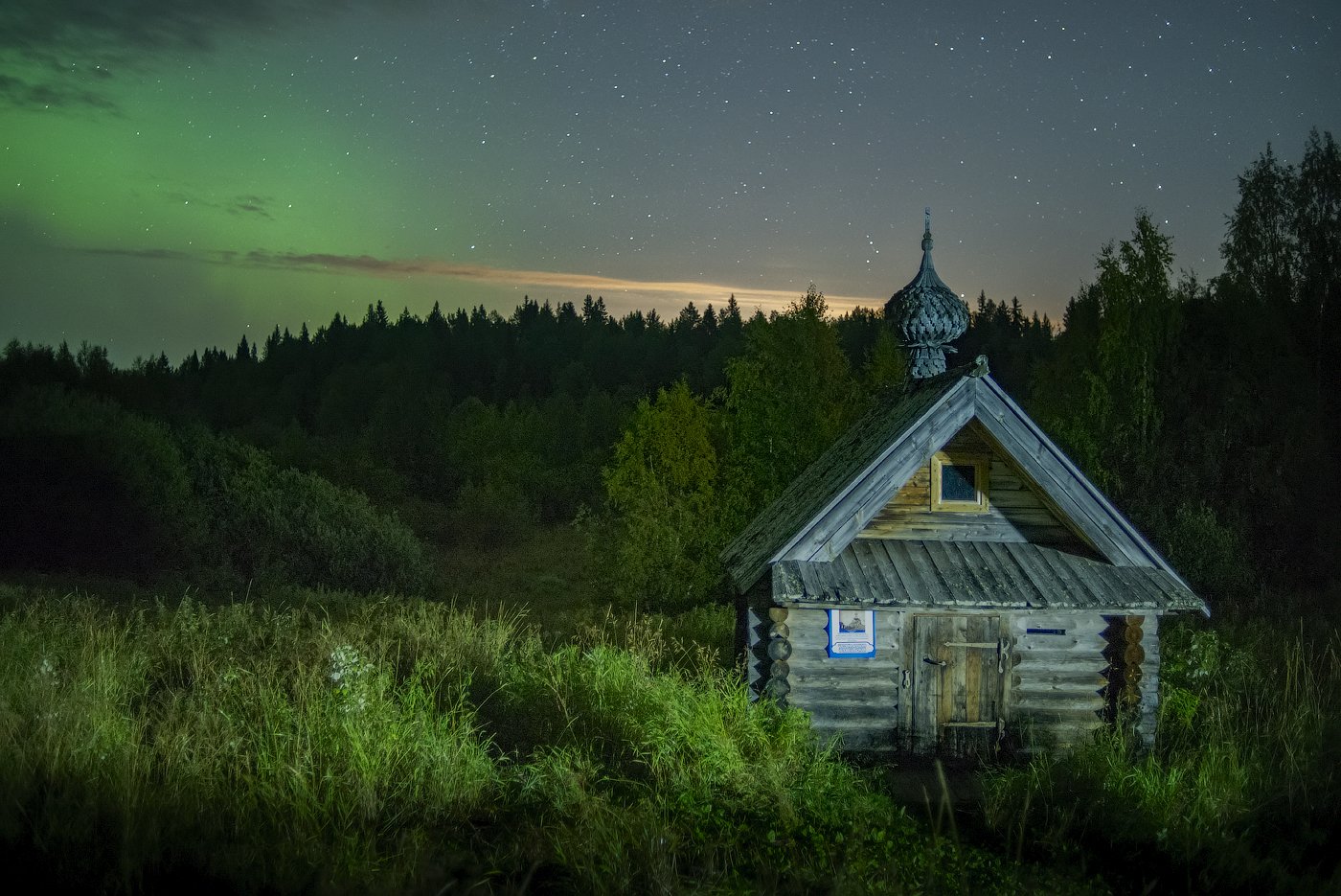 северное сияние, русский север, ночь, астрофото, звезды, ночное небо, деревянное зодчество, aurora borealis, Михаил Карпов