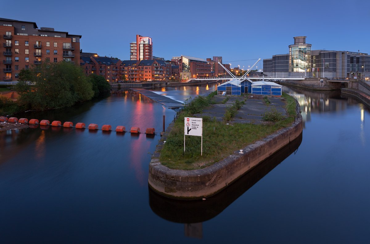 uk, leeds,  fearns wharf, royal armouries museum, Alex Darkside