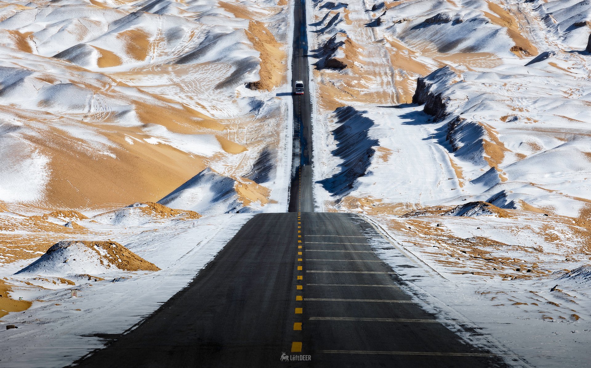 Road,China,Sky Road,landscapes,snow,desert,Light and shadow,Trevel,  Xiaolei Yang