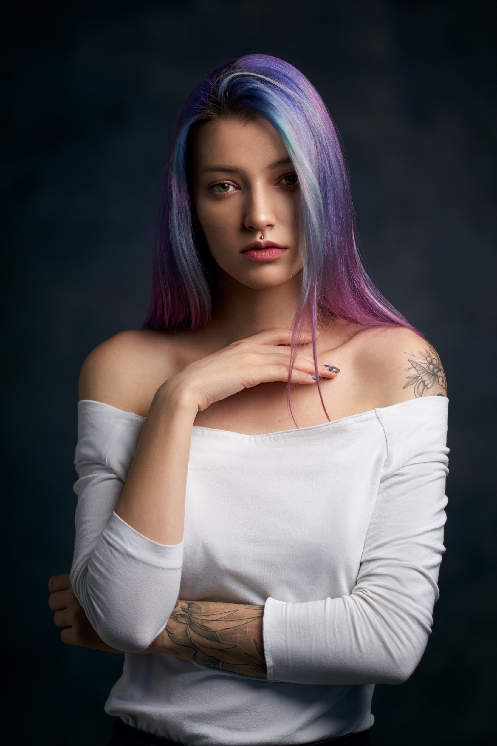 portrait, girl, lowkey, black, beautiful, pretty, eyes, lips, purple hair, blue hair, Наташа Высоцкая