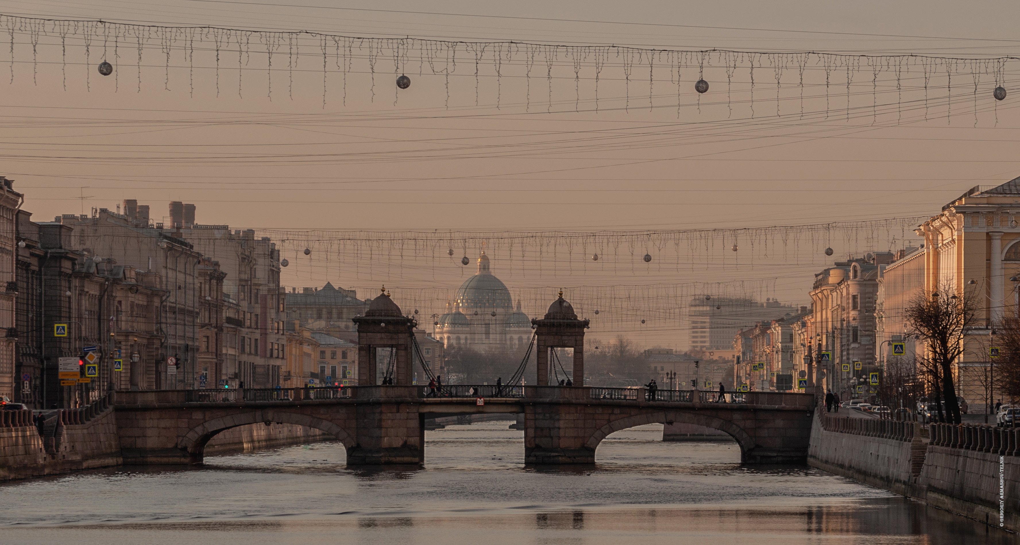streetphotography, walk, cityscape, bridge, architecture, cathedral, Армашов-Тельник Григорий
