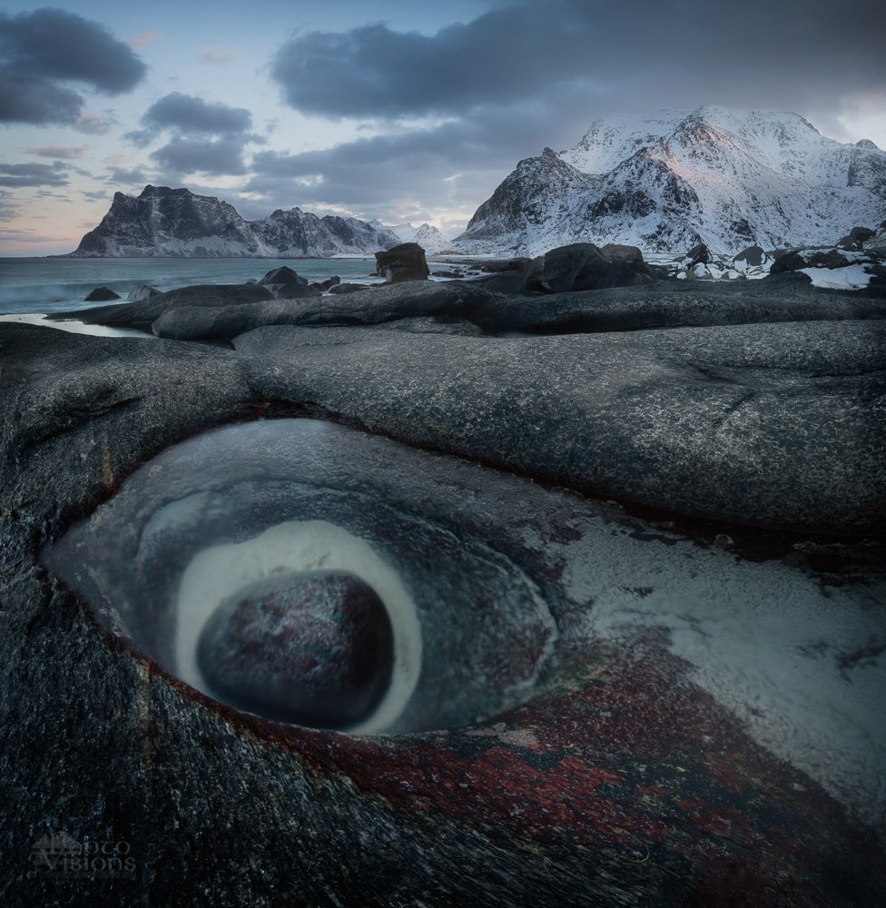 utakleiv,lofoten,norway,norwegian,scandinavia,scandinavian,winter,rock,wintertime,sea,shoreline,mountains, Adrian Szatewicz