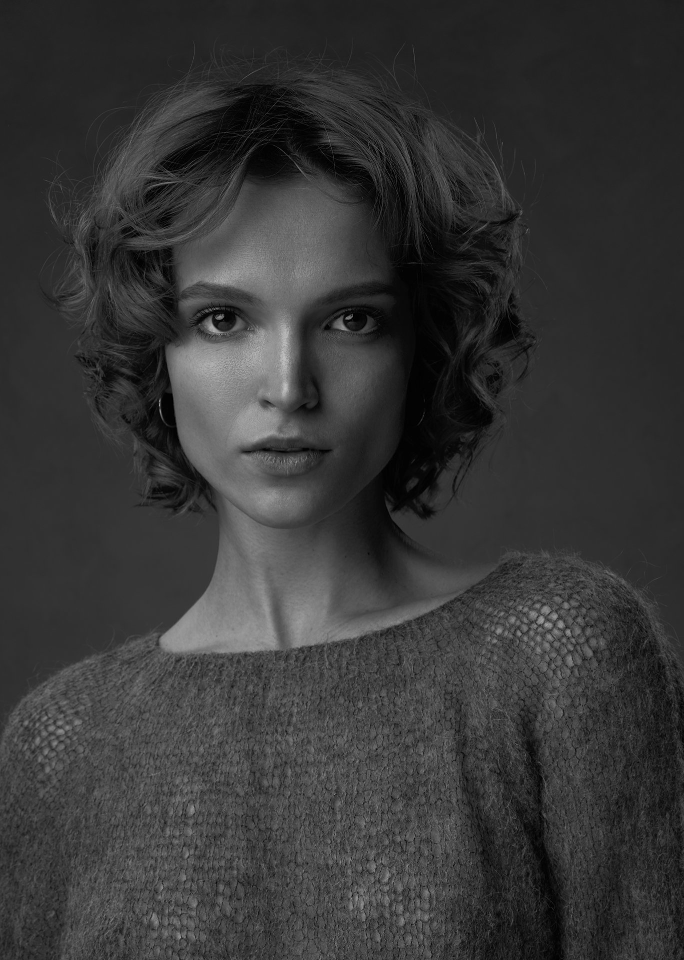 girl, face, portrait, b&w, black and white, model, studio, gray, woman, light, Роман Филиппов