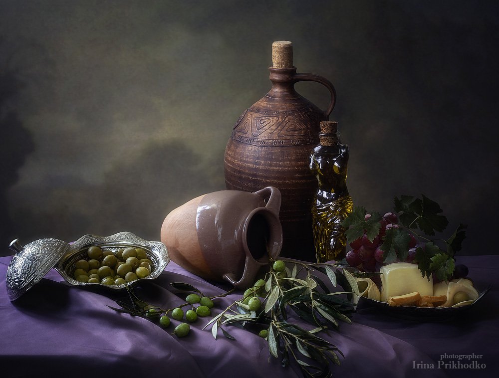натюрморт, винтажный, ретро, оливки, оливковое масло, сыр, виноград, Ирина Приходько