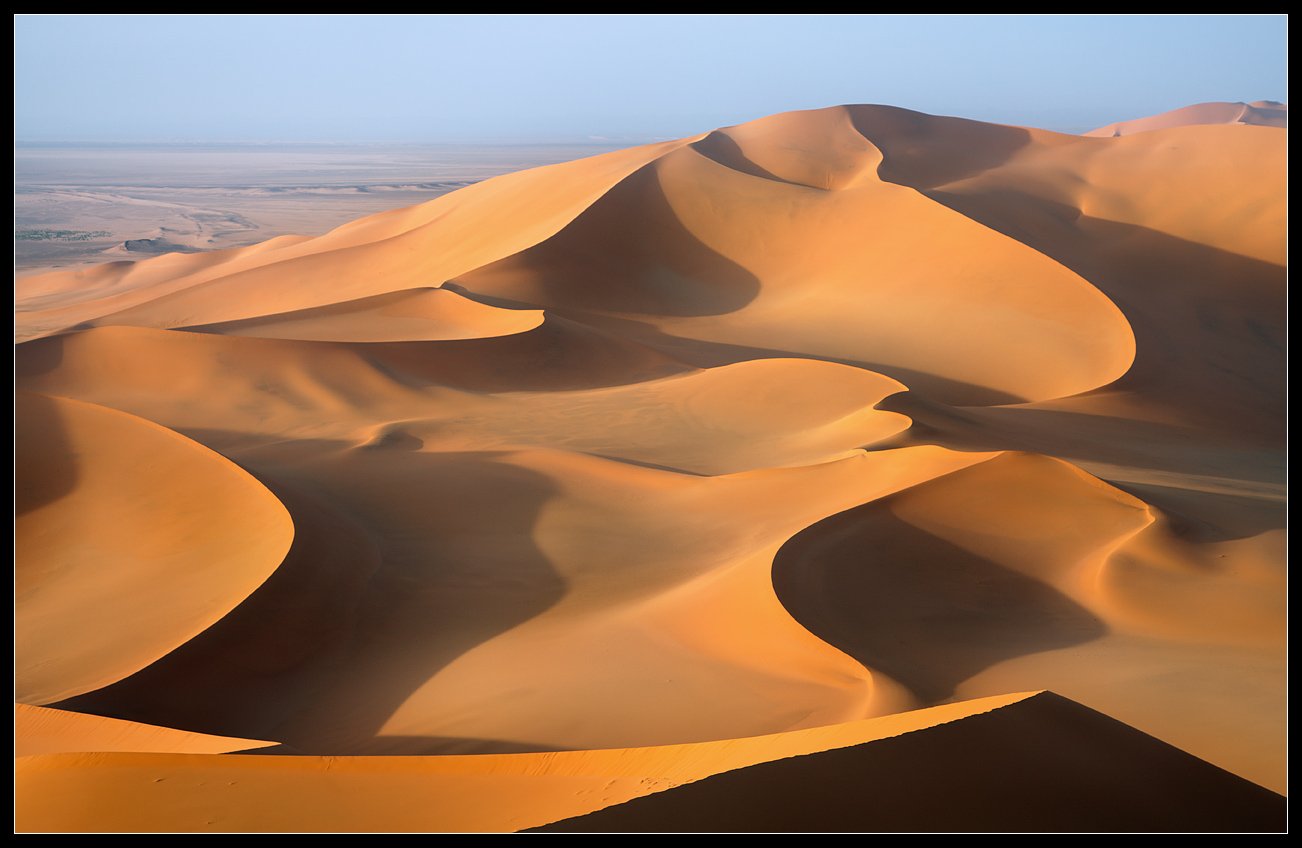 Largest deserts. Африка пустыня сахара. Песчаные дюны Алжир. Пустыни: сахара, Ливийская, Намиб, Калахари.. Алжир сахара.