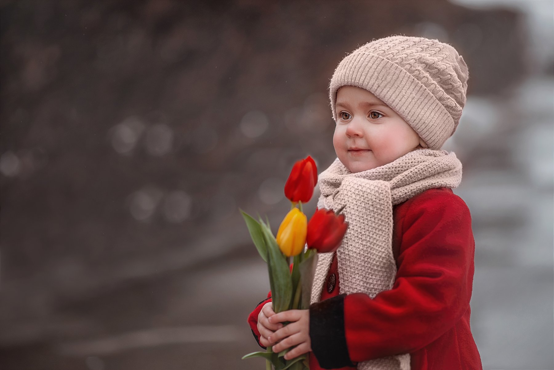 цветы,тюльпаны,дети,портрет, Лариса Фомина