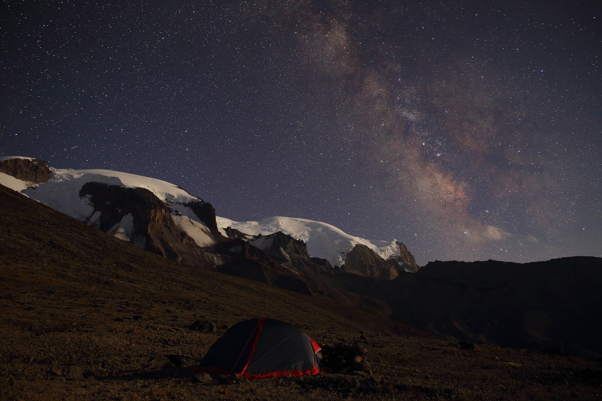 эльбрус ночь звезды созвездия млечный путь горы палатка пеший туризм астрономия, Михаил Рева