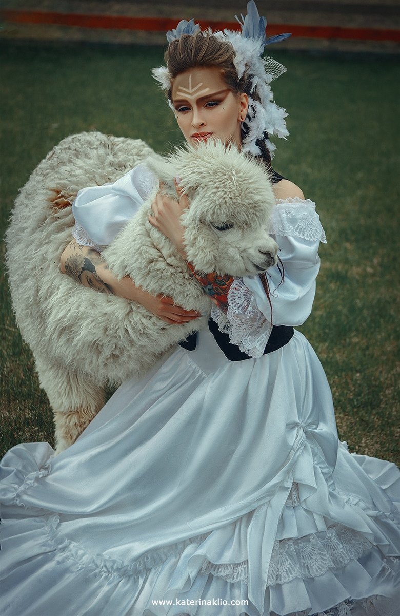 woman, model, animal, alpaca, fur, beauty,, Катерина Клио