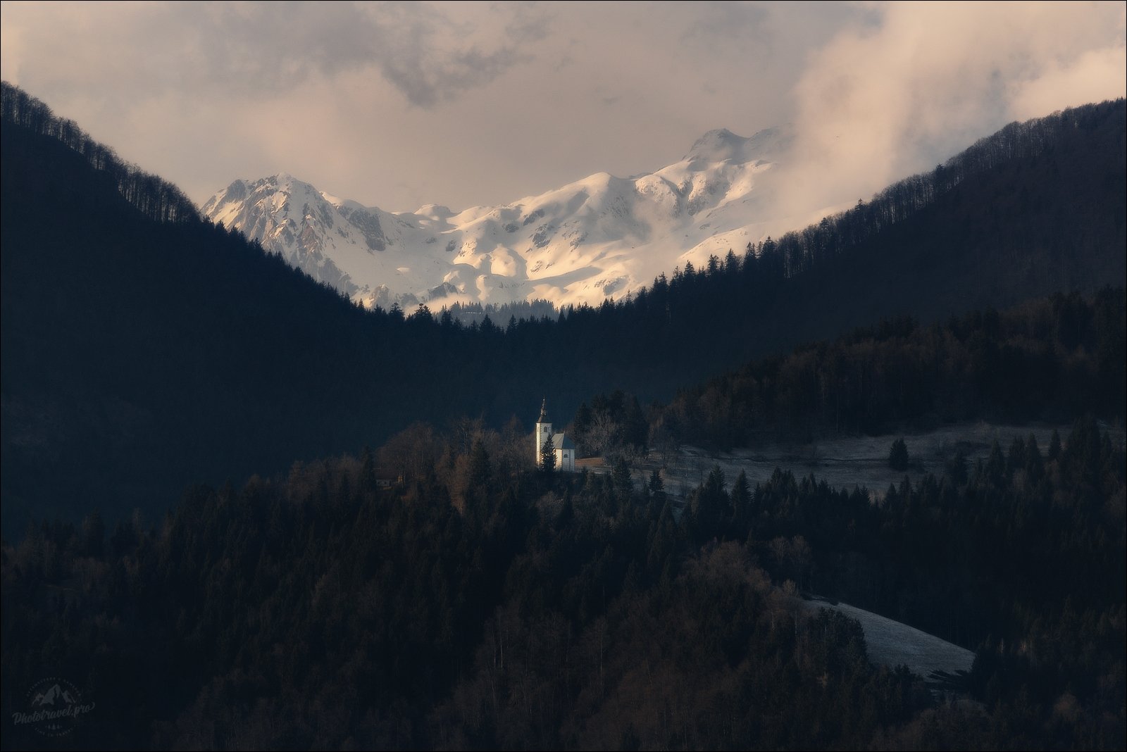 Словения, зима, Slovenia, winter, church, церковь, часовня, Влад Соколовский