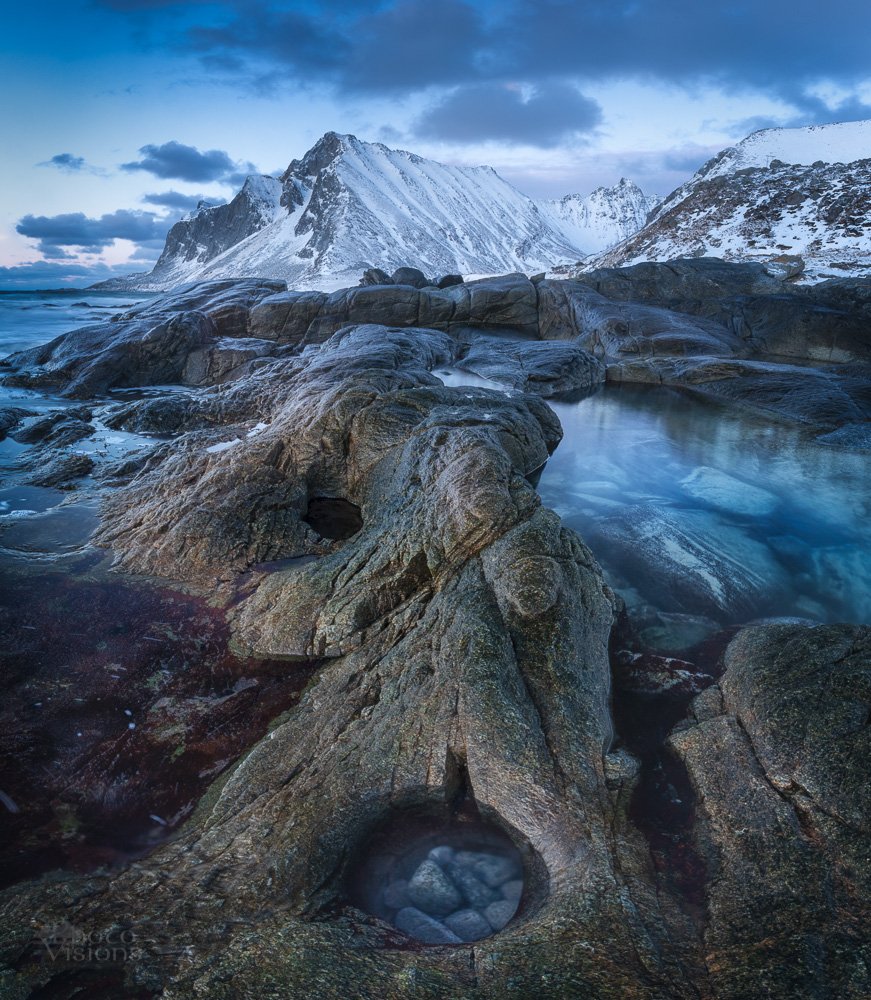 lofoten,norway,norwegian,winter,sunset,blue hour,shore,rocks,, Adrian Szatewicz