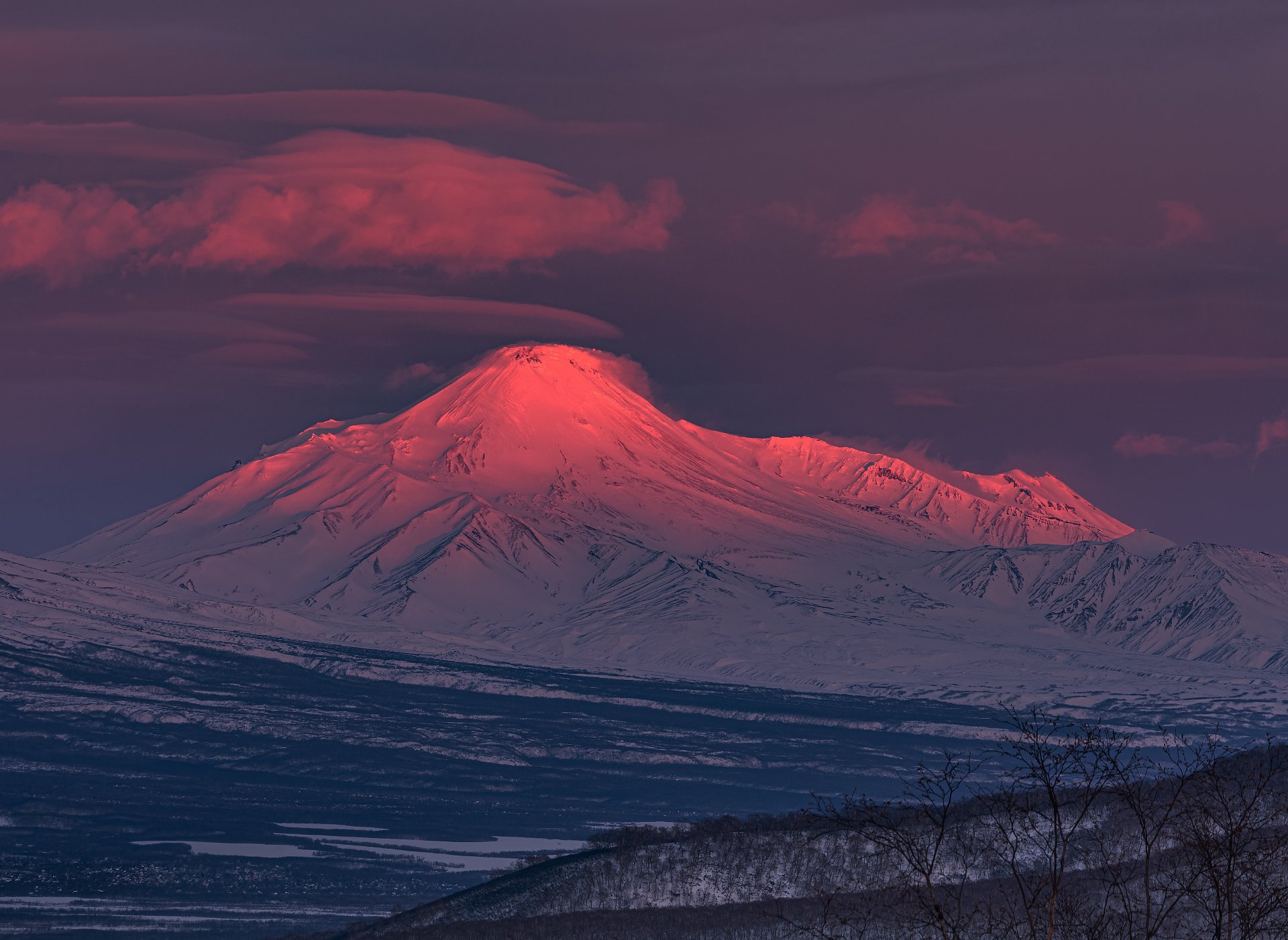 Камчатка, вулкан, закат , Александр Максин