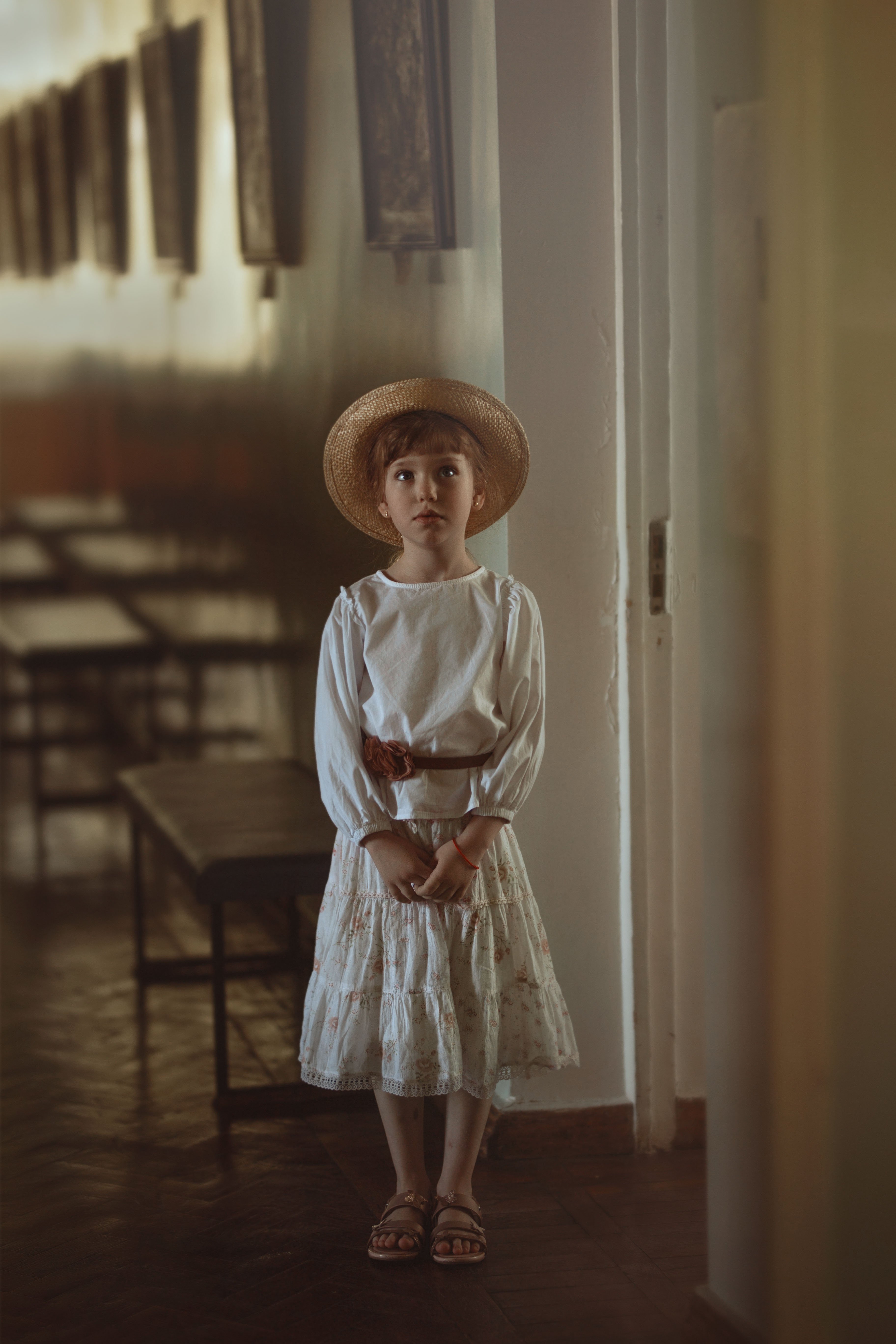 девочка   детство  музей ретро шляпка коридор, Марина Еленчук