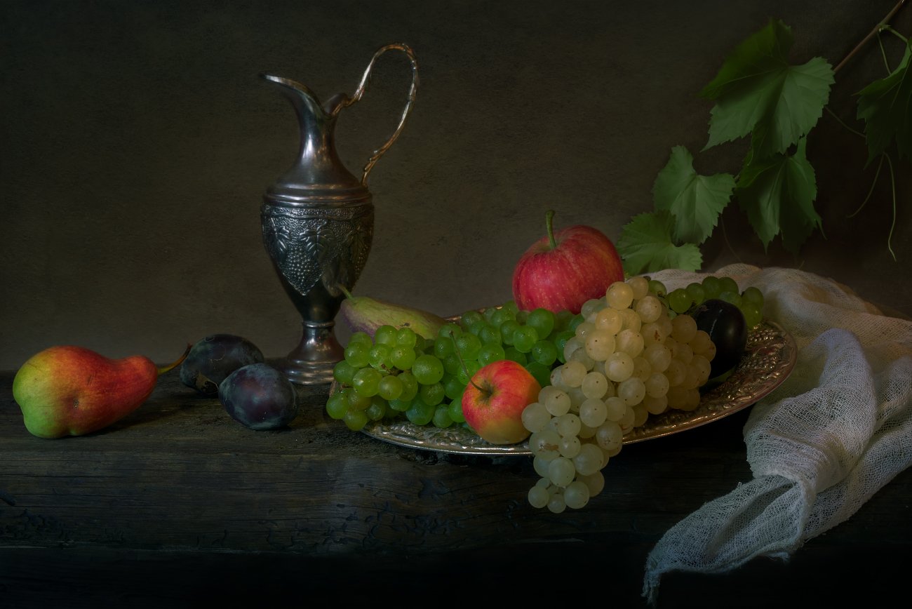 лето,фрукты,яблоки,виноград,кувшин,натюрморт, Елена Брежицкая