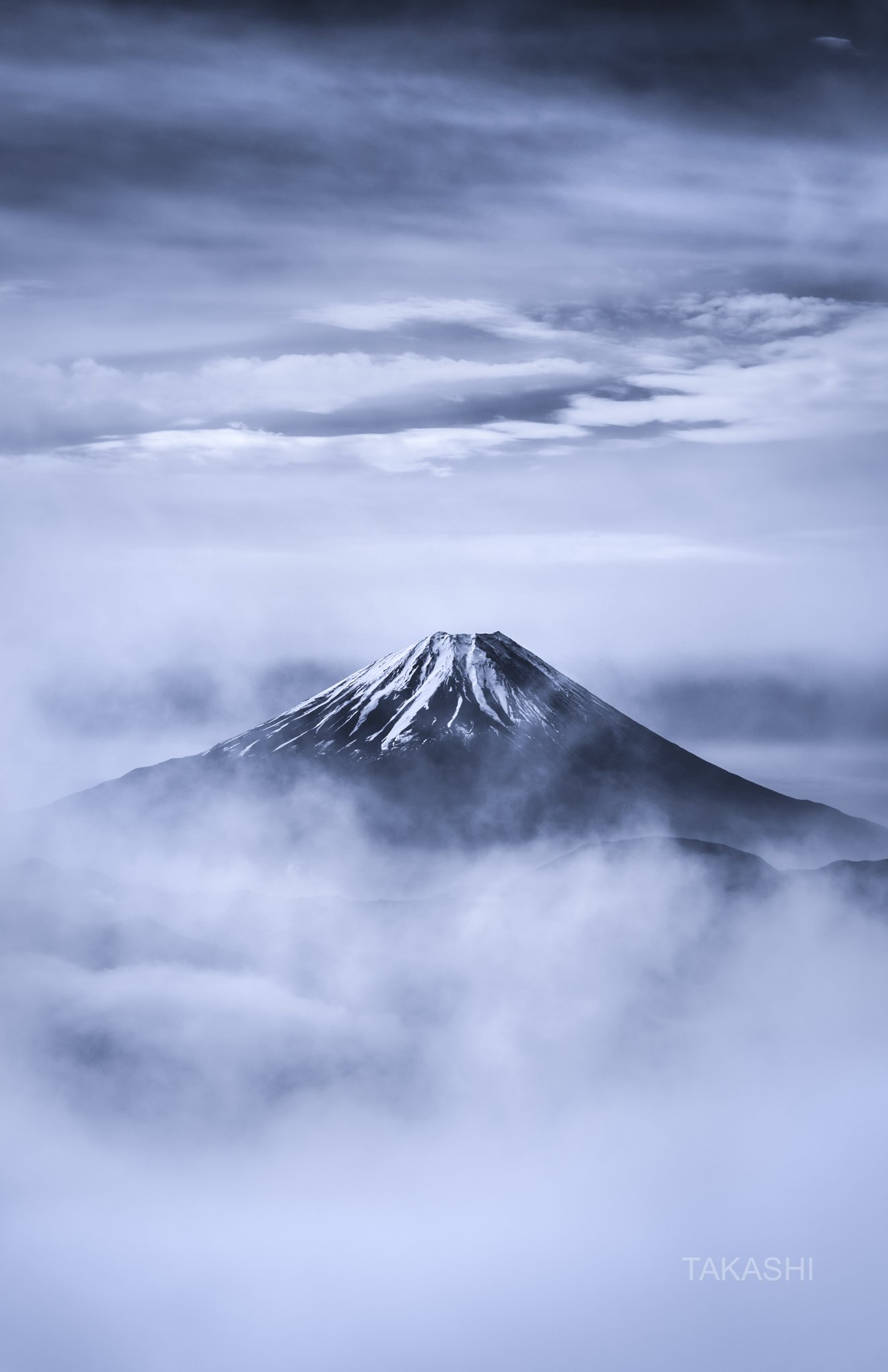Fuji,Japan,mountain,fog,clouds,, Takashi
