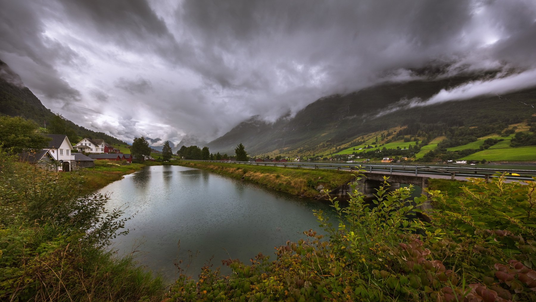 дождь, норвегия, гейрангер, горы, облака, домики,  Marat Max (Марат Макс)