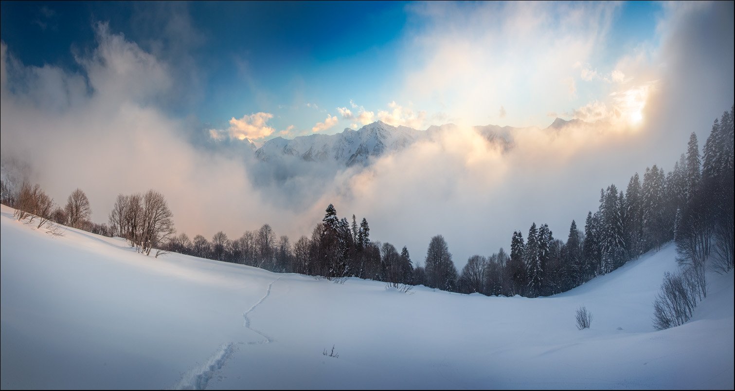 январь, природа, горы, облака, лес, снег, закат, панорама, Евгений Кузьмин