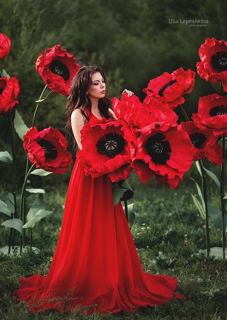 женский портрет индивидуальная фотосессия красные маки ростовые цветы фотограф чита, Юлия Лепёшкина