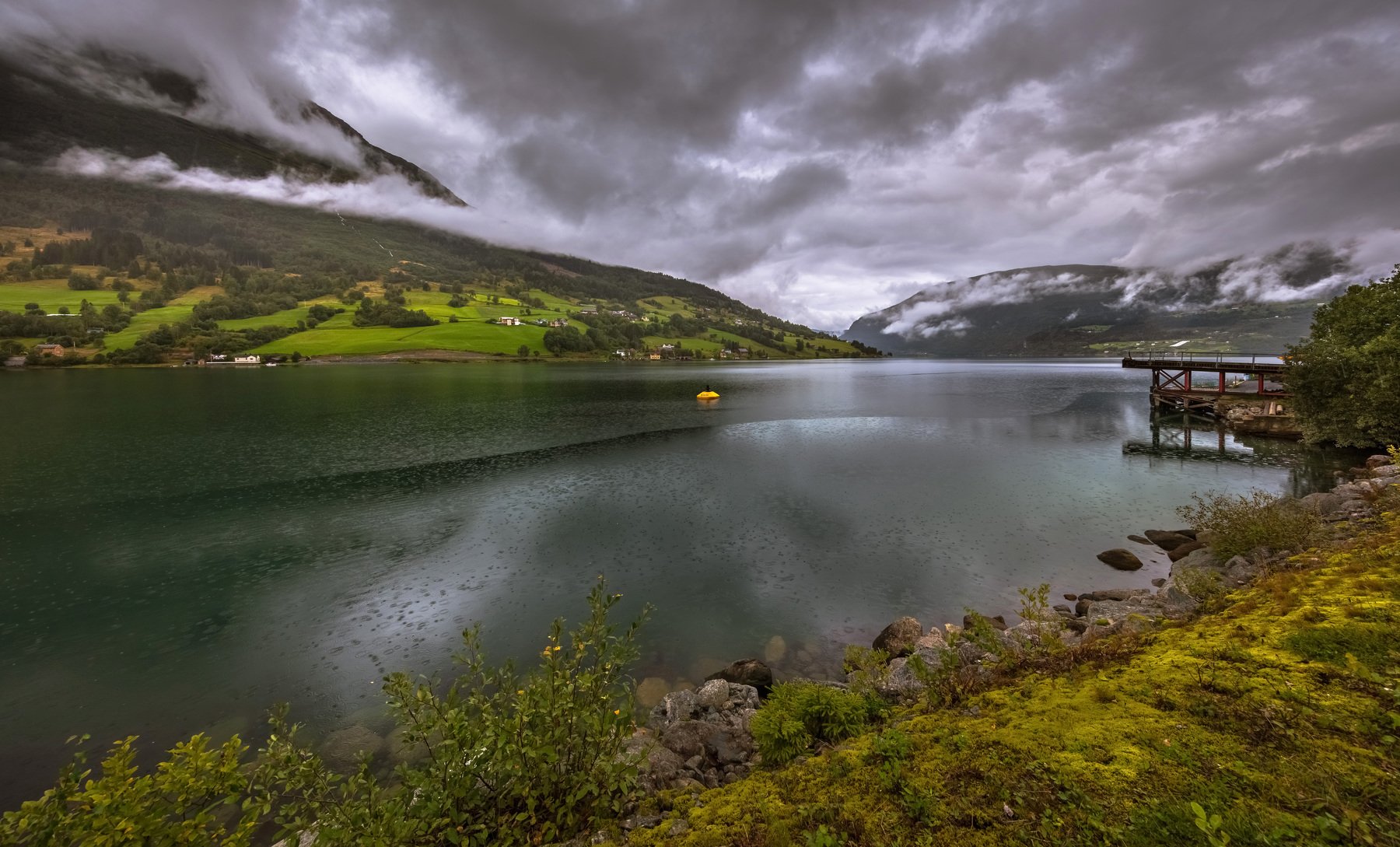 озеро, дождь, гейрангер, норвегия, горы, облака,  Marat Max (Марат Макс)