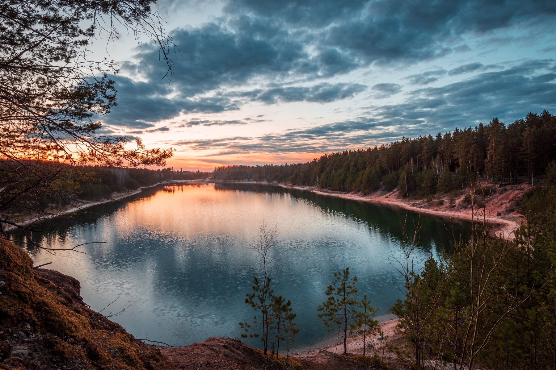пейзаж природа закат небо озеро лес латвия, Дмитрий Рябцев