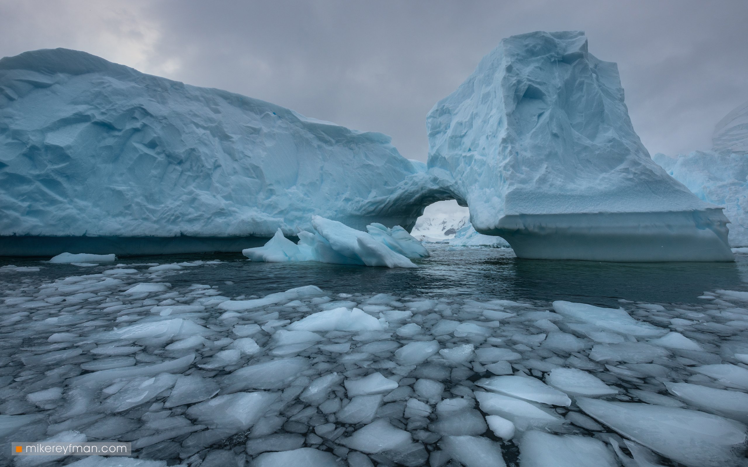 errera channel, cuverville island, antarctic, antarctica, ice, iceberg, arch, cold, romantic, polar climate, Майк Рейфман