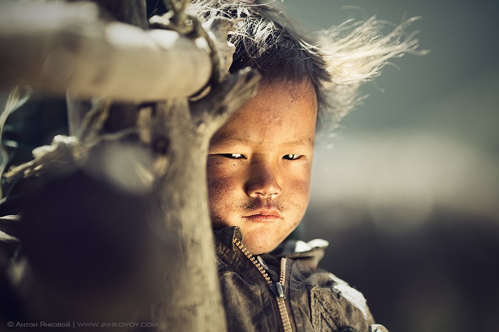 непал, гималаи, тибет, ребенок, портрет, Антон Янковой (www.photo-travel.com.ua)