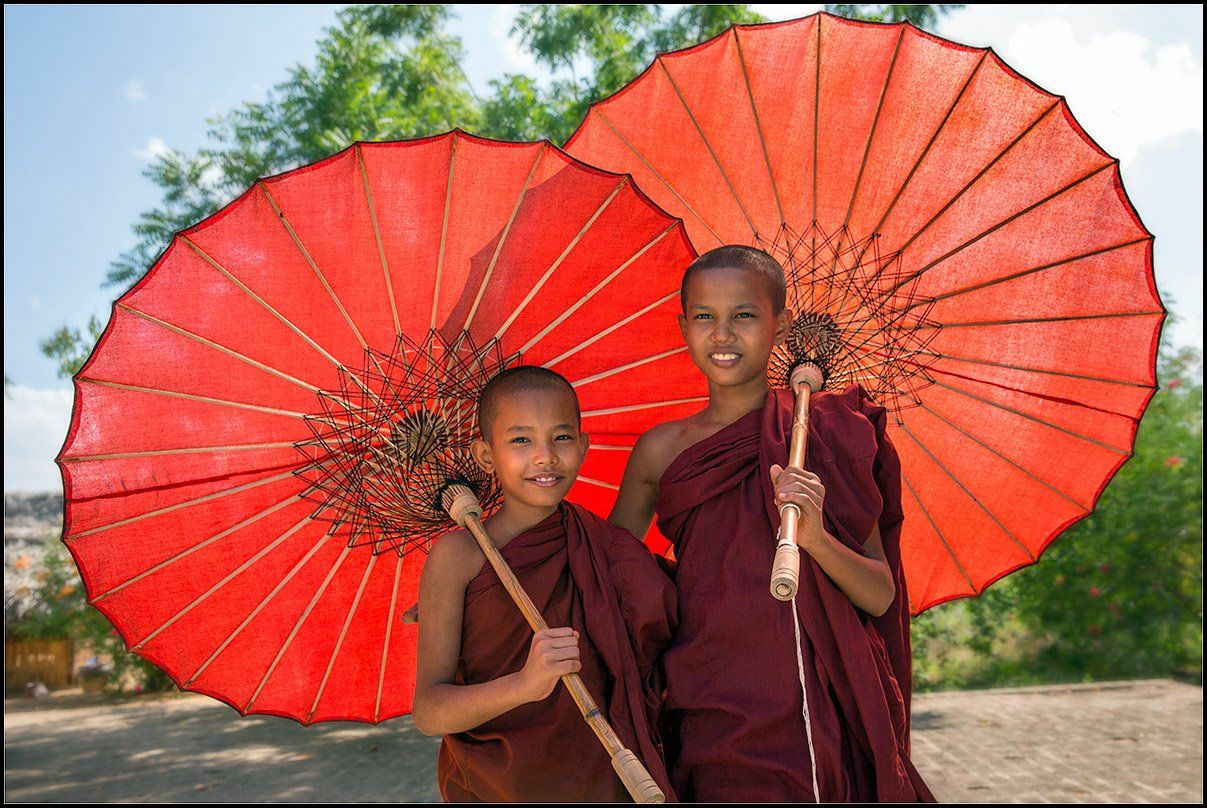 монахи, мьянма, (бирма), Yury Pustovoy