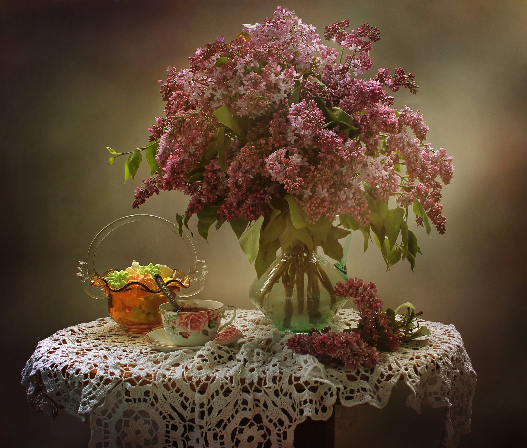 натюрморт, весна, сирень, чай, чашка, фарфор, цветы, Ковалева Светлана