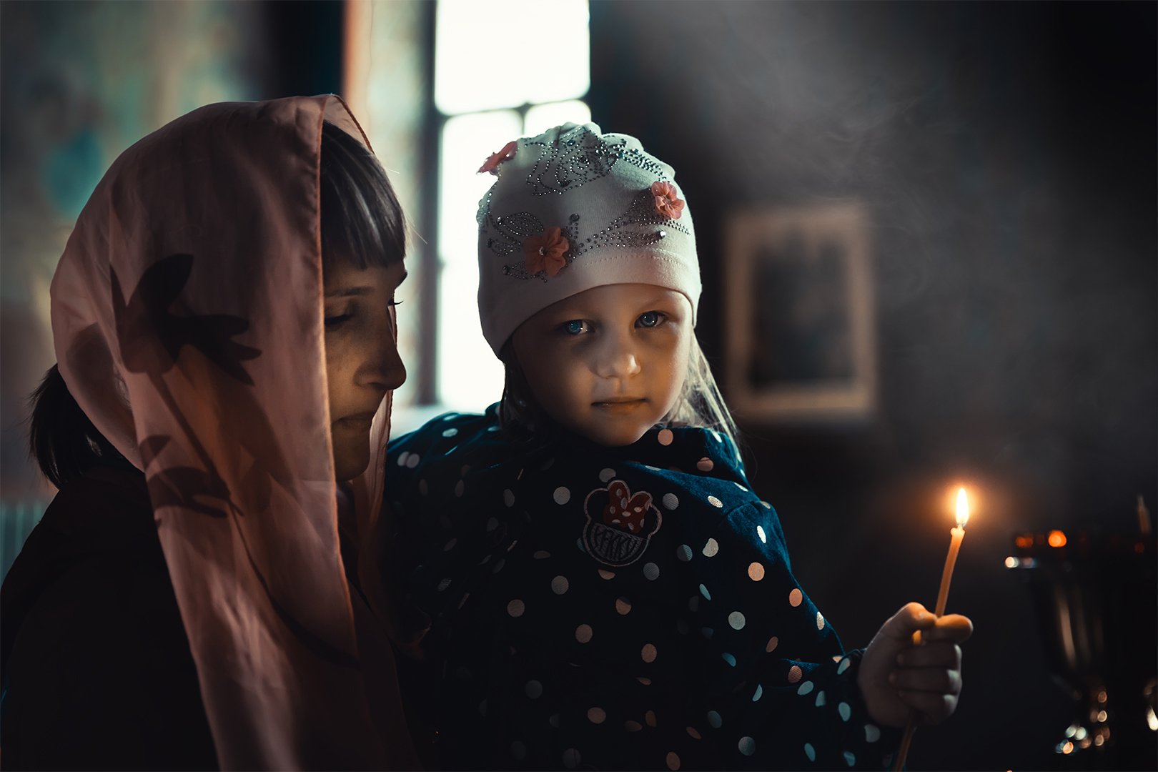 храм; свеча; дети; семья православие; портрет, Юрий Шурчков